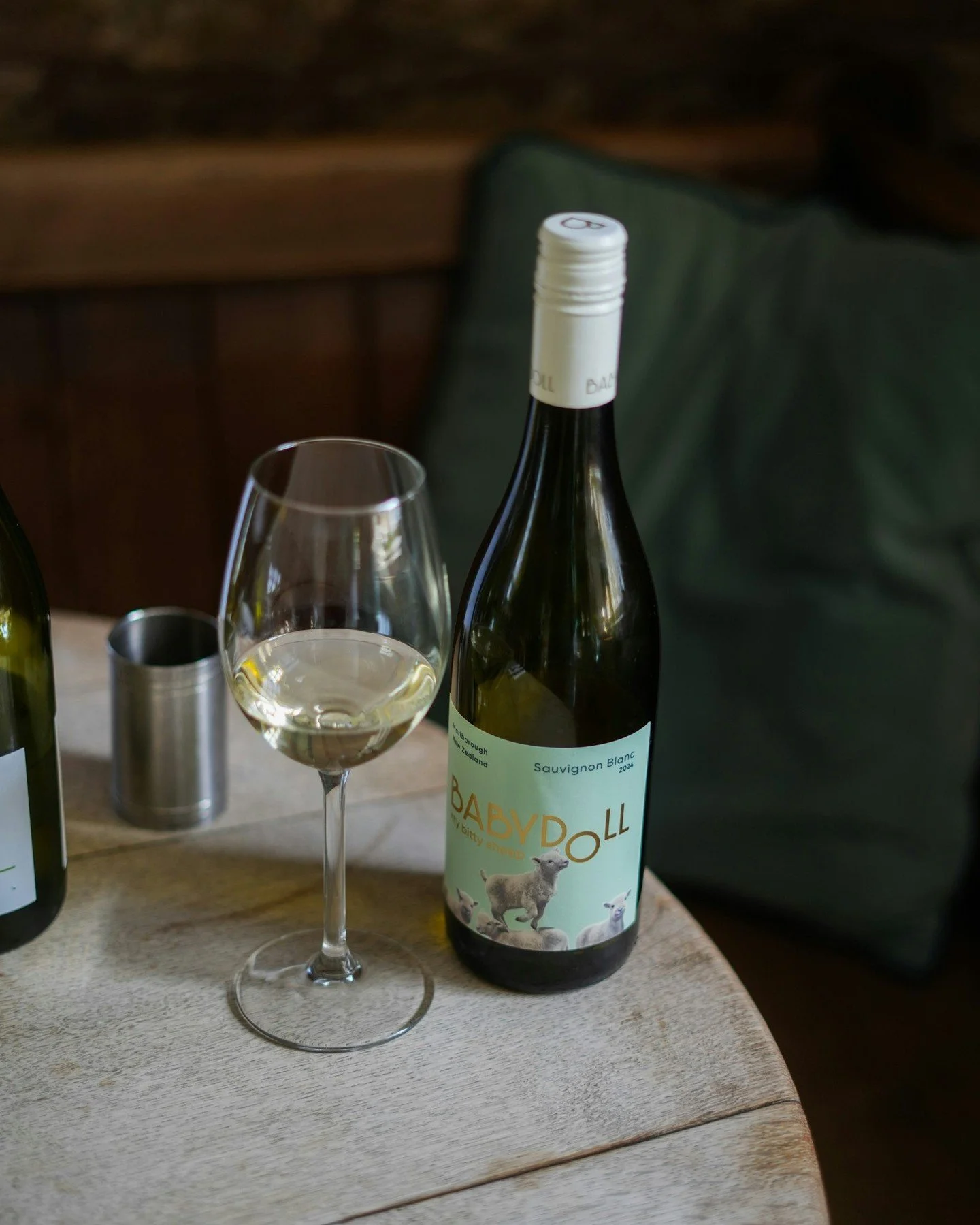 This one&rsquo;s got Michelle&rsquo;s seal of approval 🍷

Babydoll Sauvignon Blanc brings bright citrus, tropical fruits, passionfruit and delicate floral herbs together in one seriously refreshing glass.

Not only is it one of her favourite wines t