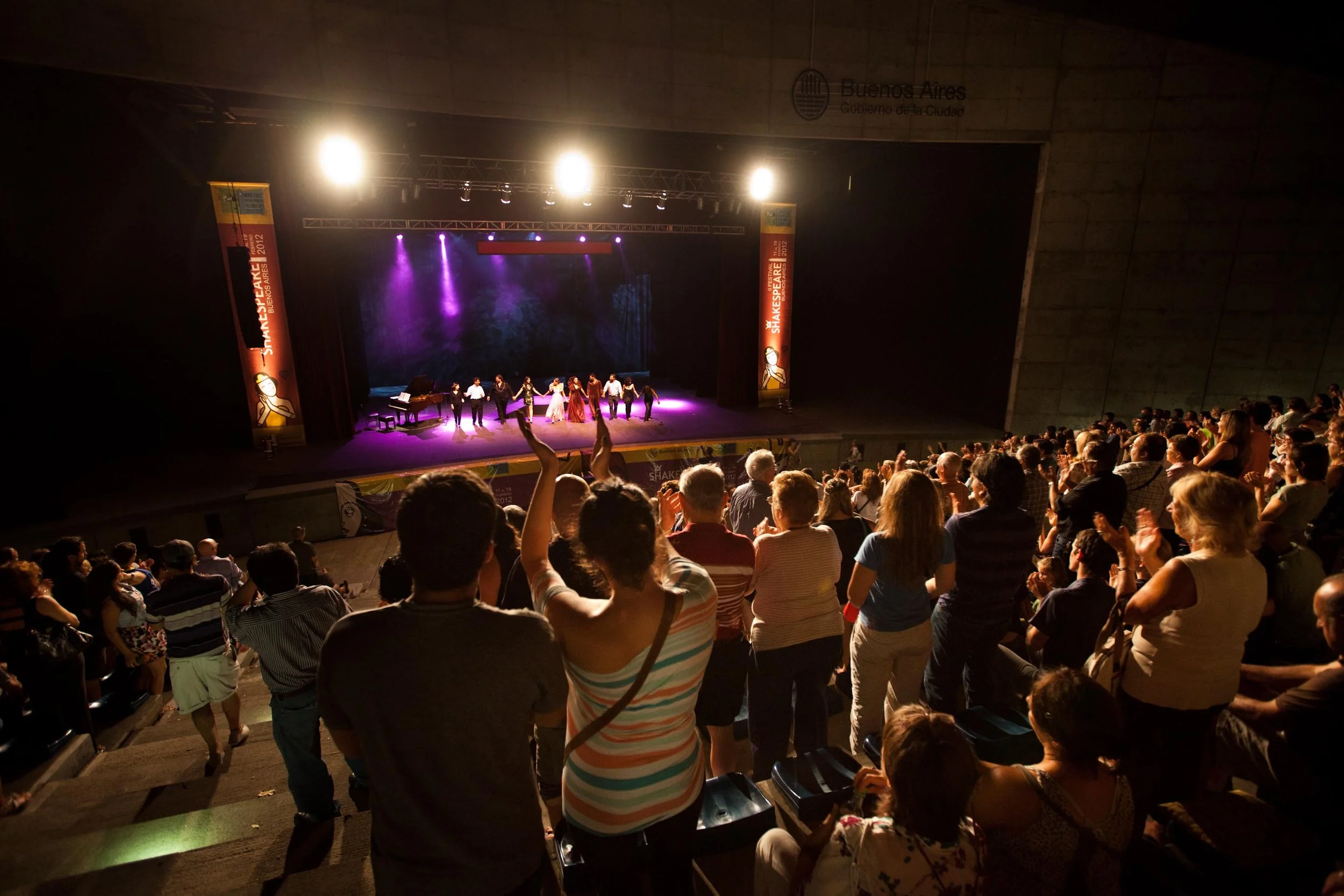 ROMEOYJULIETACELEBRACIONDELAMOROPERACierreDelFestivalShakespeareII-AnfiteatroParqueCentenario-190212-14.jpg