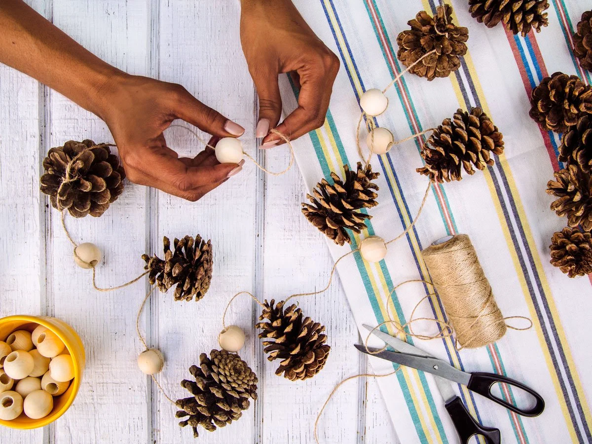 STR-pinecone-garland-1200x900.jpg