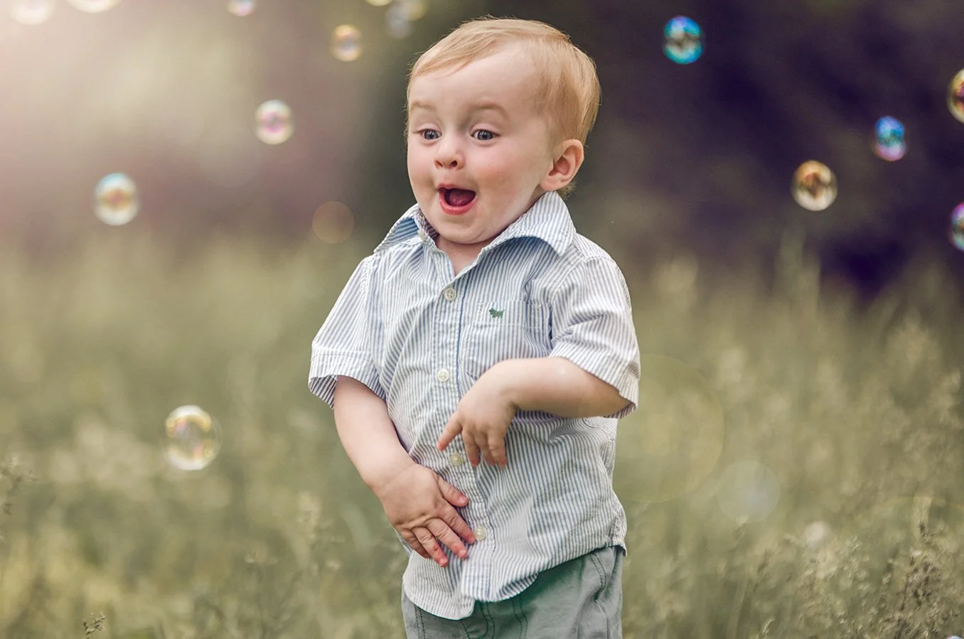 children-portrait-photography-gavin-bubbles.jpg