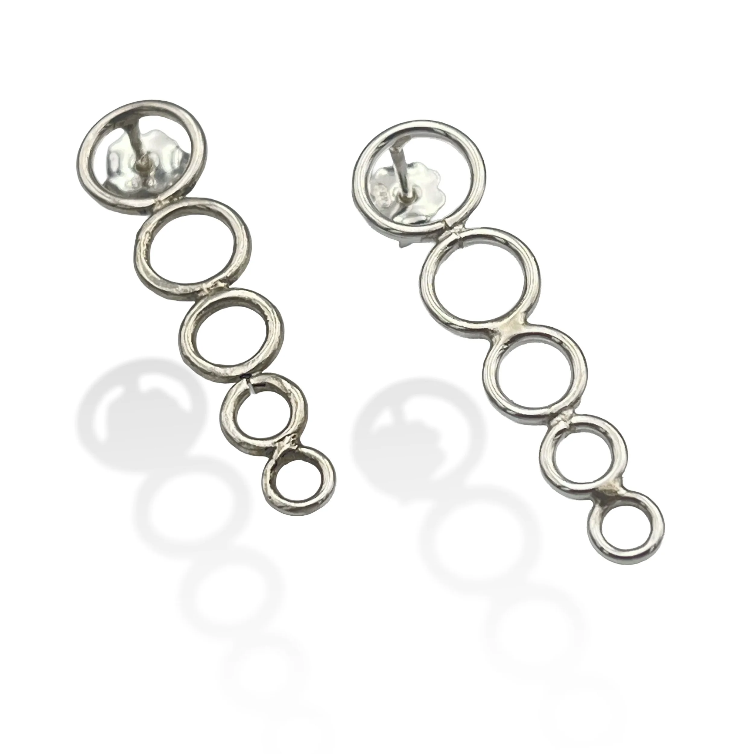 Line circles silver 01.jpg