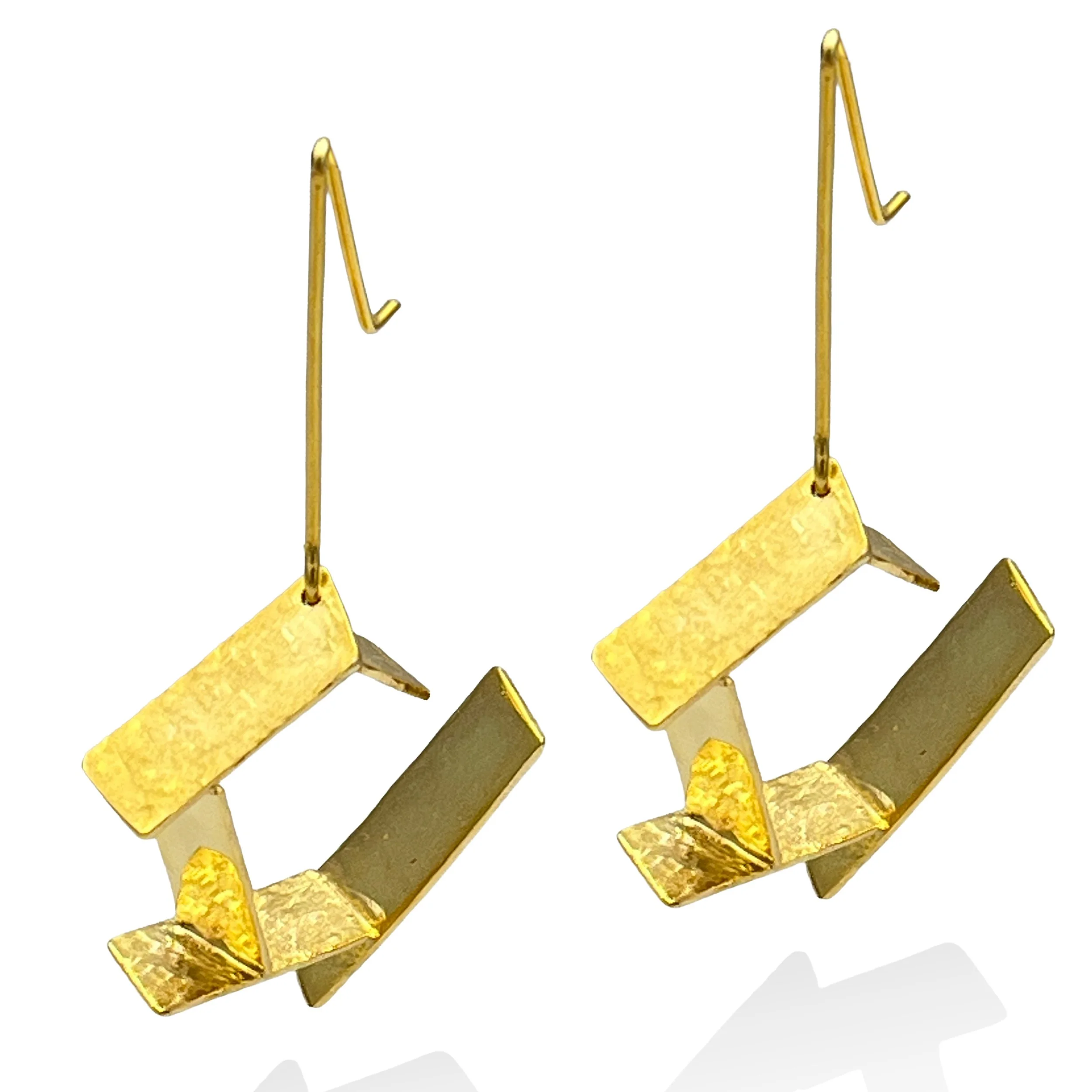 Corners earring new 02.jpg