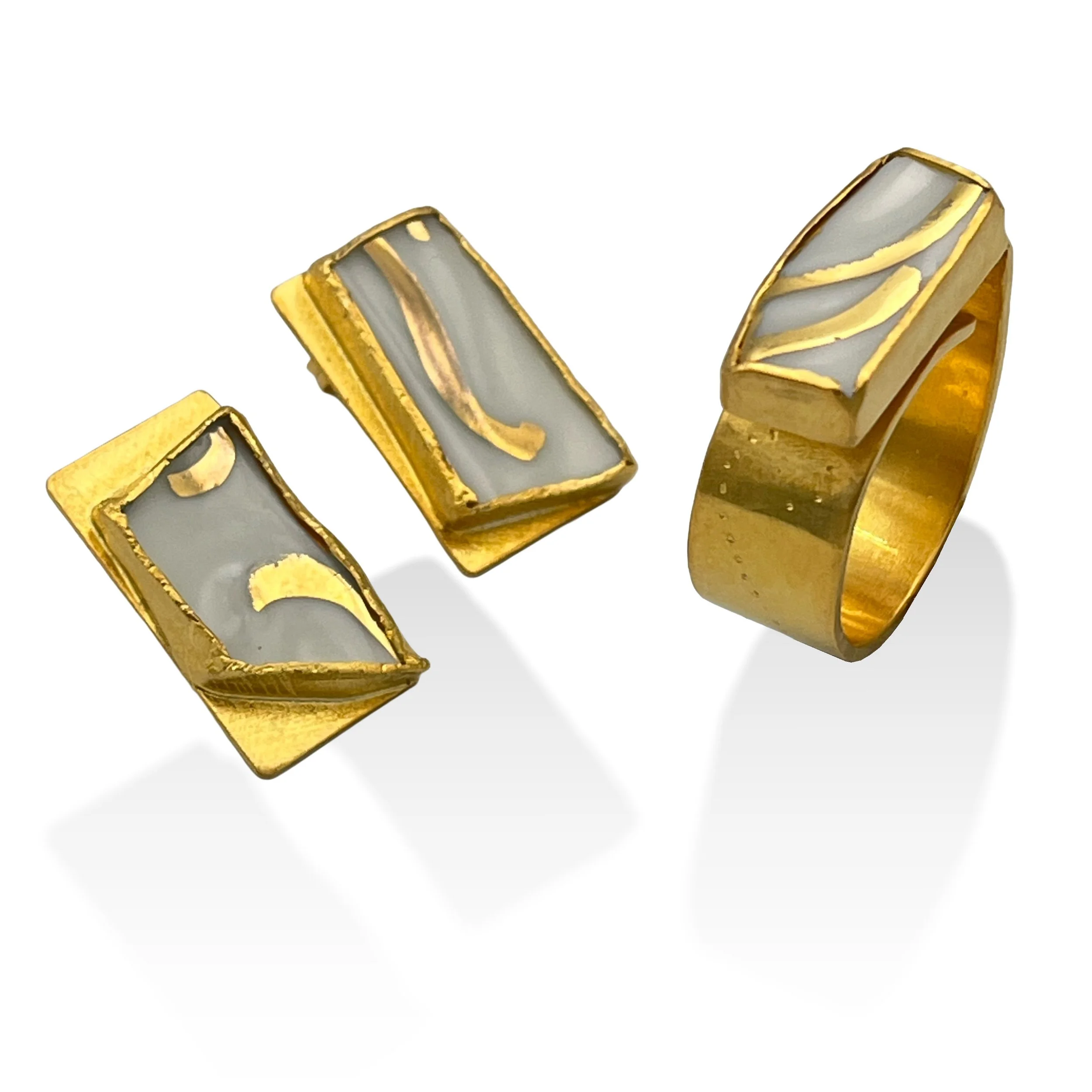 Spiral gold group 01.jpg