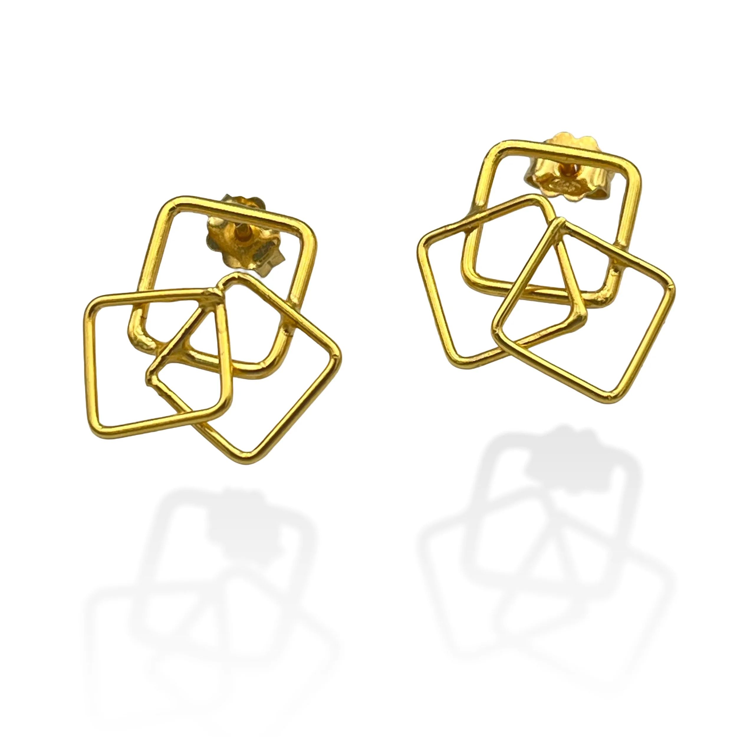 Small square ears 01.jpg