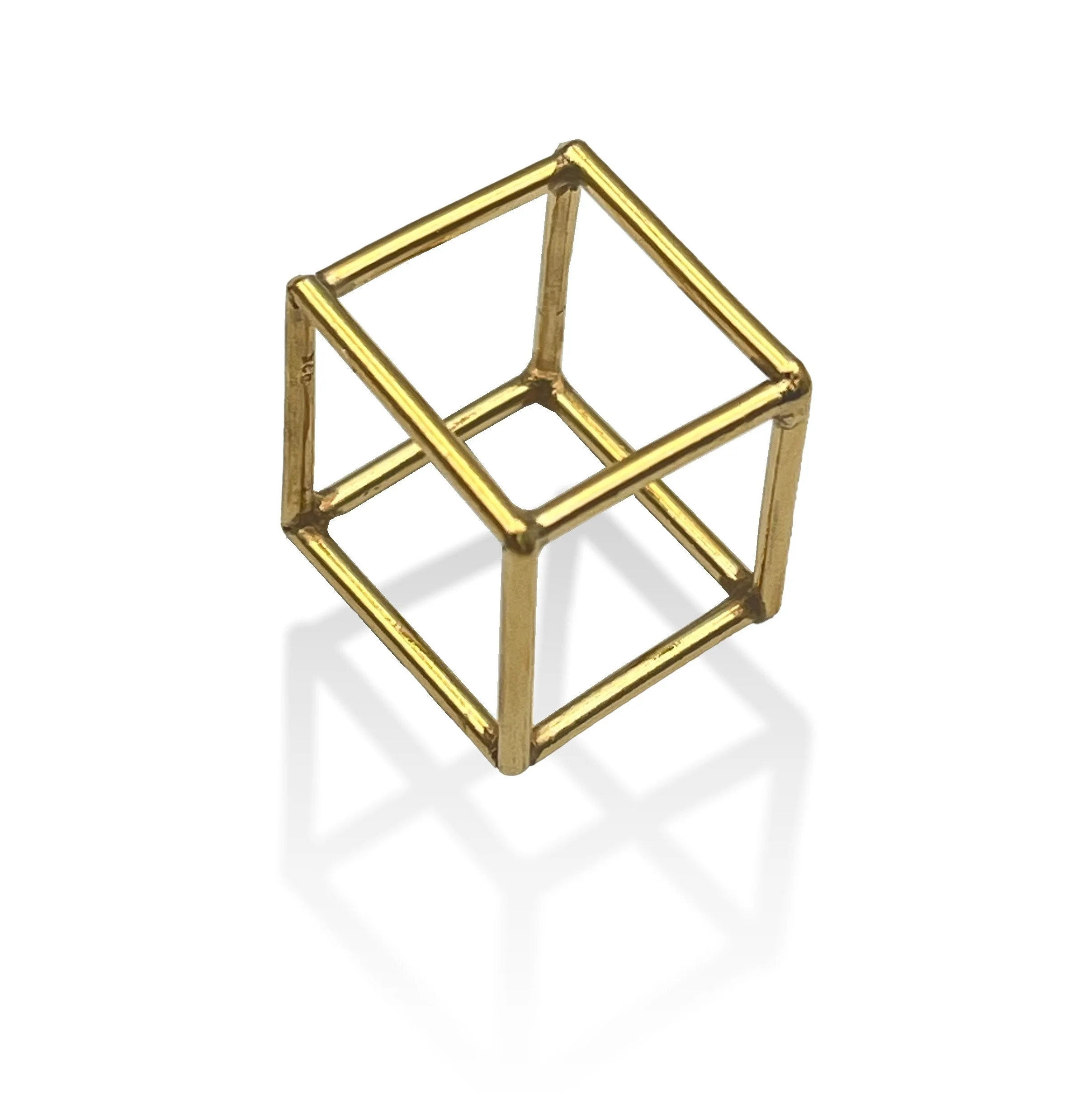 Single cube gold 02.jpg