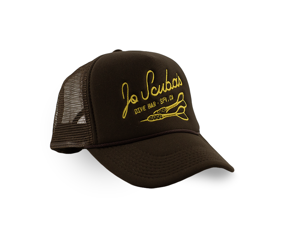 Trucker_brown_front_right.png