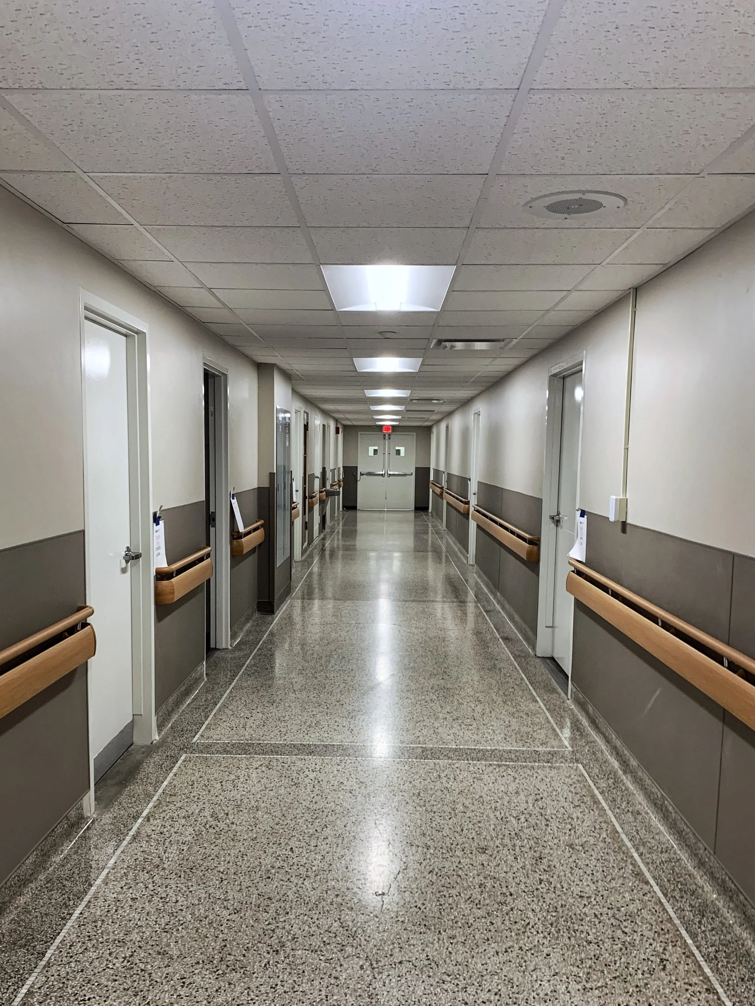 20-014 FINAL PHOTOS - SLACK 22.01 Hallway.png