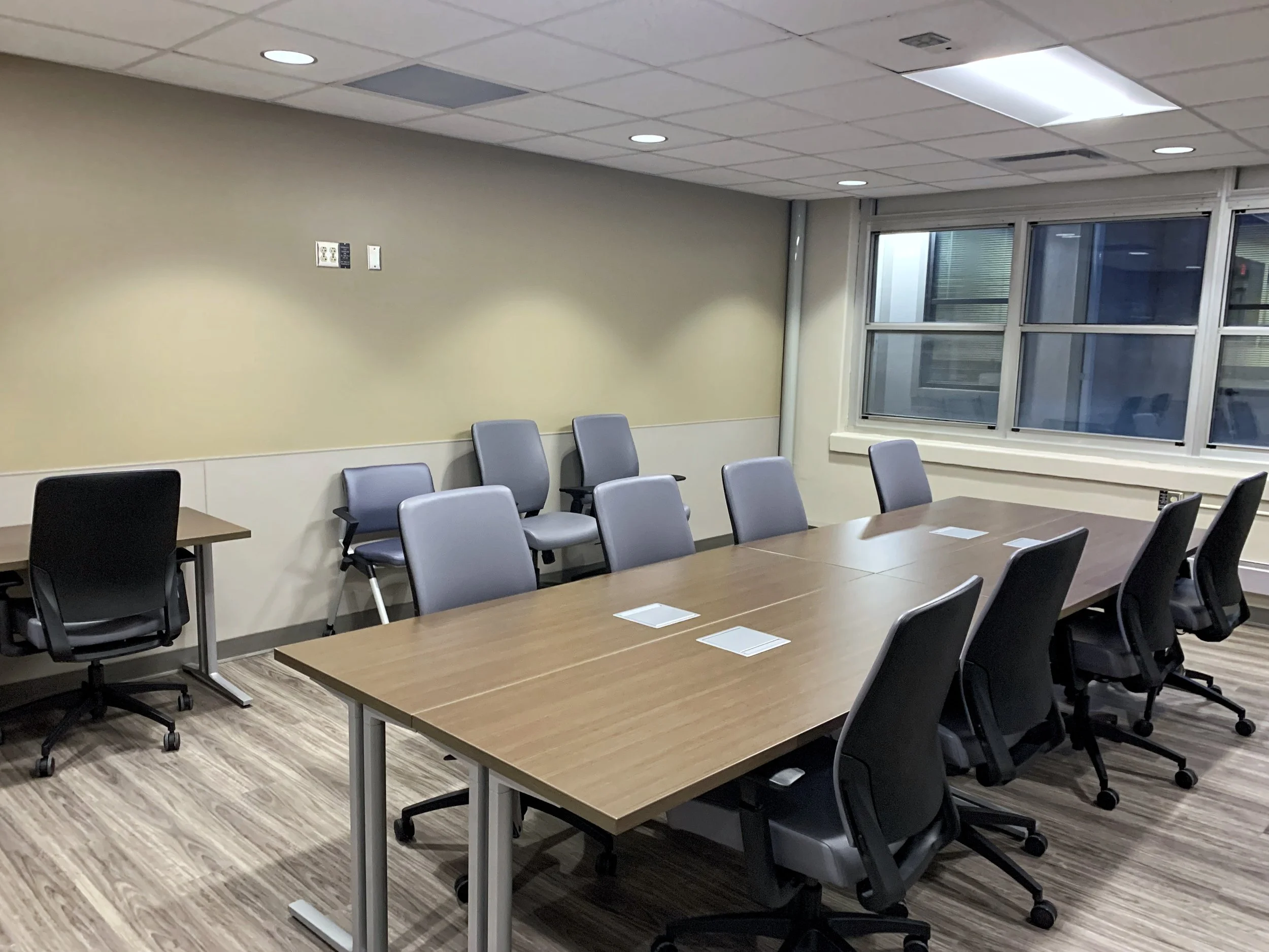 20-014 FINAL PHOTOS - SLACK 22.01 Large Conference 2.png