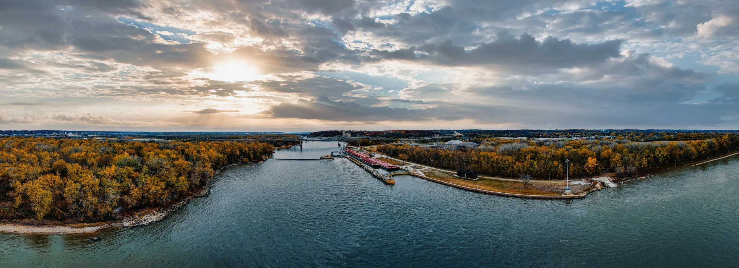 23-018 Peoria Lock and Dam 9.jpg