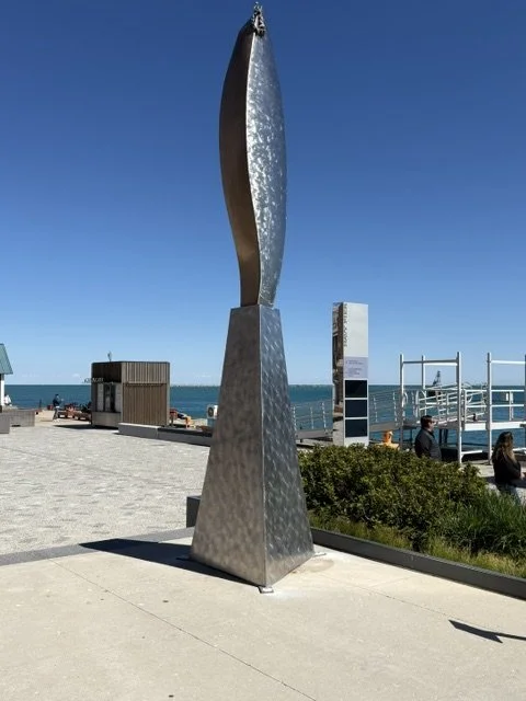 Artist-at-the-Pier-IMG_7113-1.jpeg