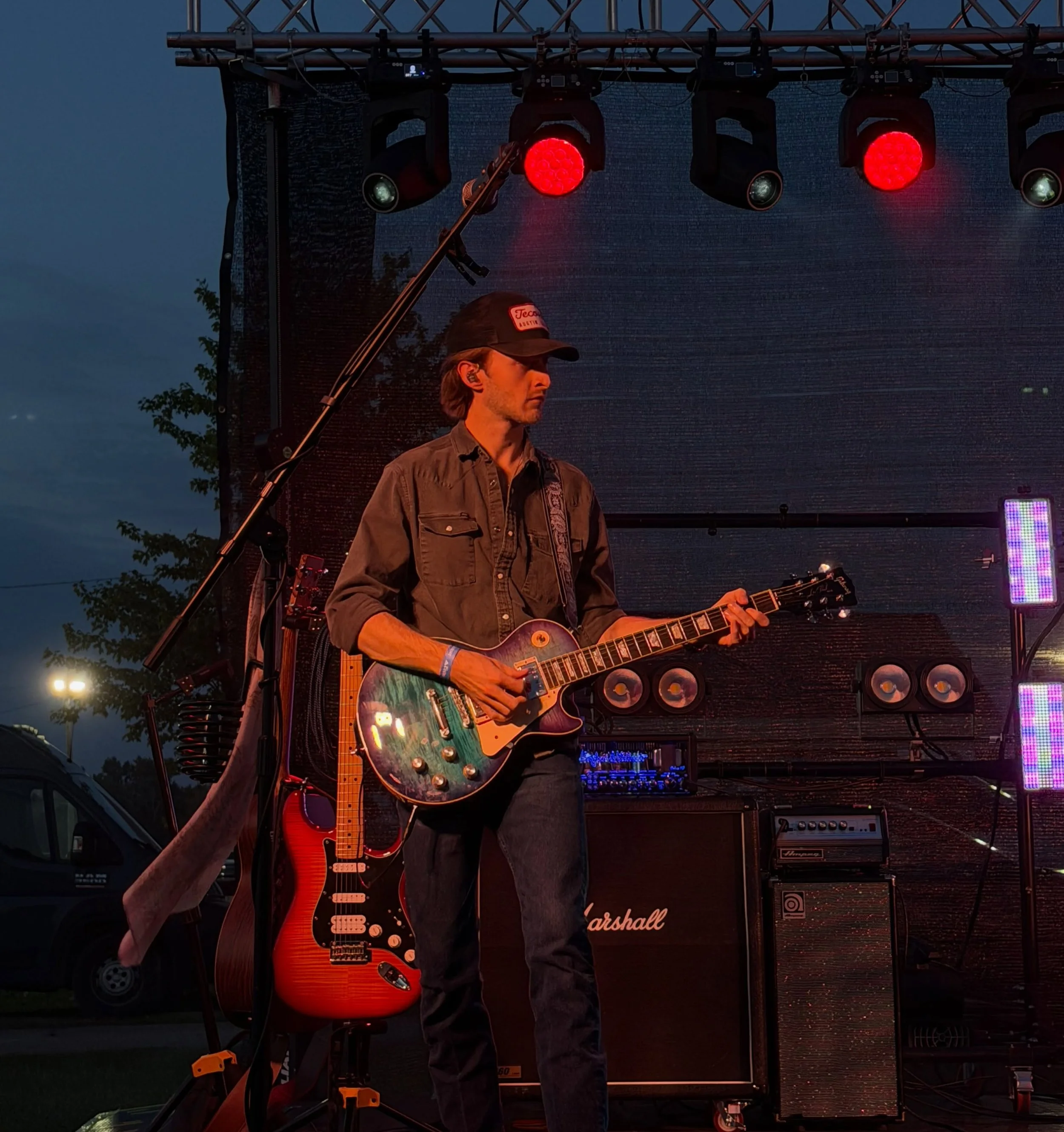 🍂 Fall vibes, live music, and a whole lot of fun! 🎶🍁 Come see us play tomorrow from 6&ndash;8 PM at @goebberts_ in Pingree Grove! Grab your favorite fall treats and come enjoy some live music with us! 🎃🤠 

#livemusic #fallfestivities #country