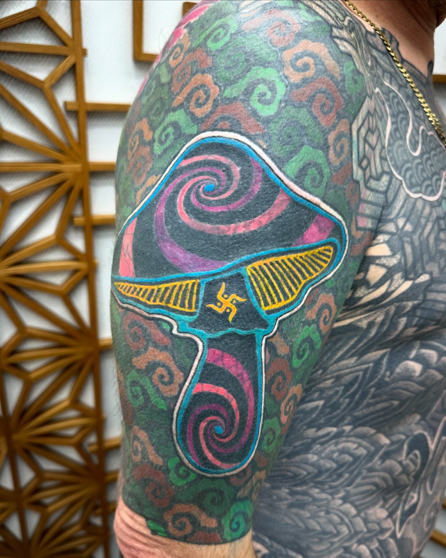 COVER UP HALF-SLEEVES!
We put these full colour designs straight on top of Mario&rsquo;s old full colour Japanese half-sleeves. There is still a bit of touching up to be done on our next session but I figured the pictures are complete enough to post.