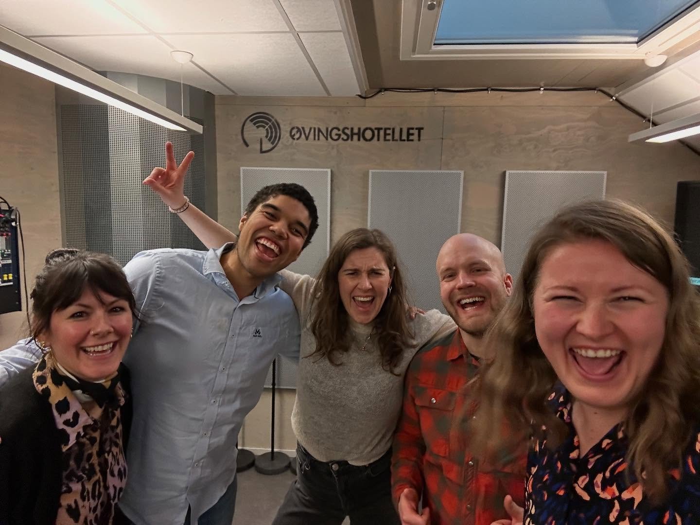 Another CVT workshop at @ovingshotellet 🙌💥🤍 Alway so much fun!! Damn&rsquo; my ears got run over by some hard core edge notes yesterday&hellip; Luckily we also had a pure sweet neutral session😅 Such great work by the wonderful singers who were so