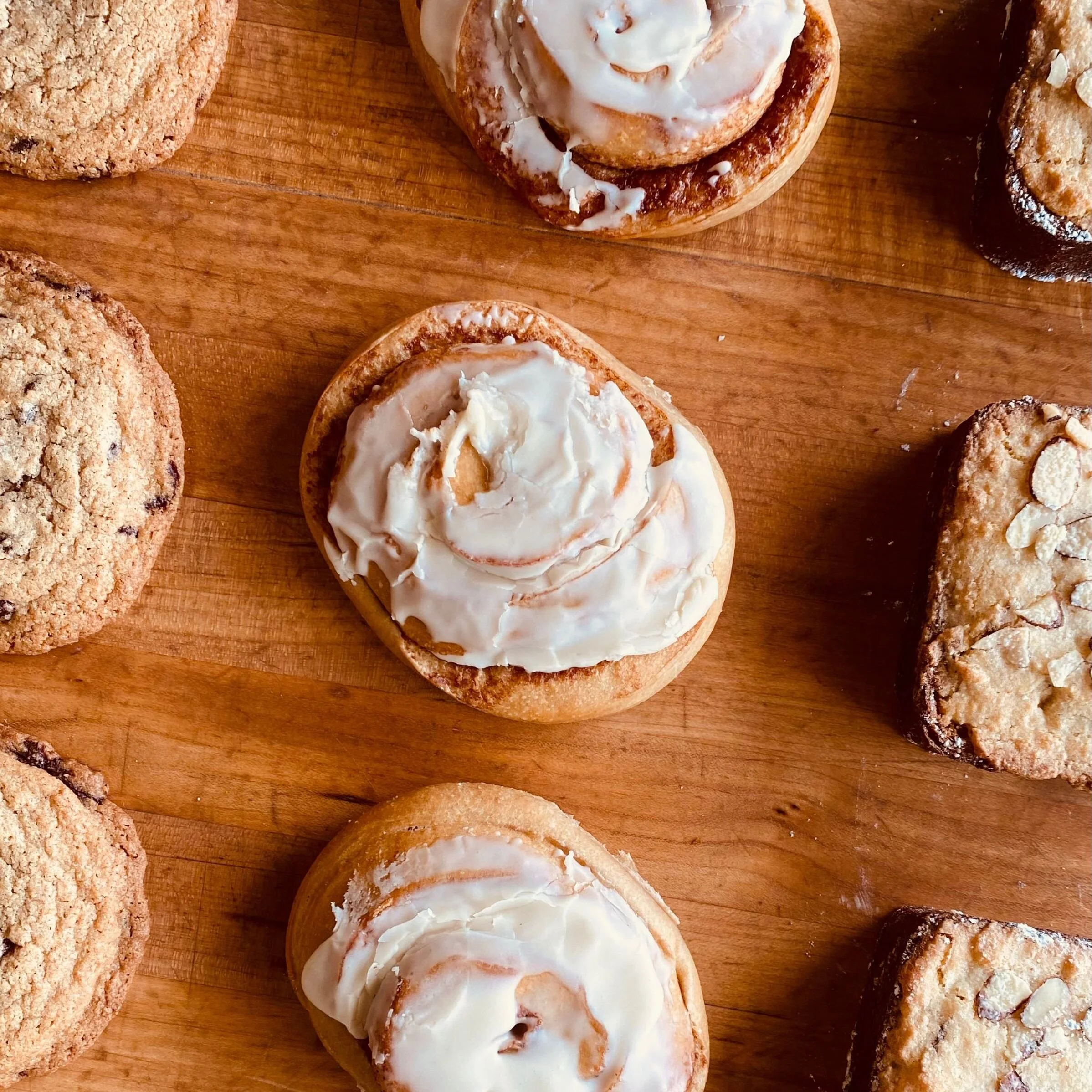Pastry+Variety+Box+-+Bostock%2C+Cinnamon+Rolls%2C+Chocolate+Chip+Cookies+%284%29.jpg