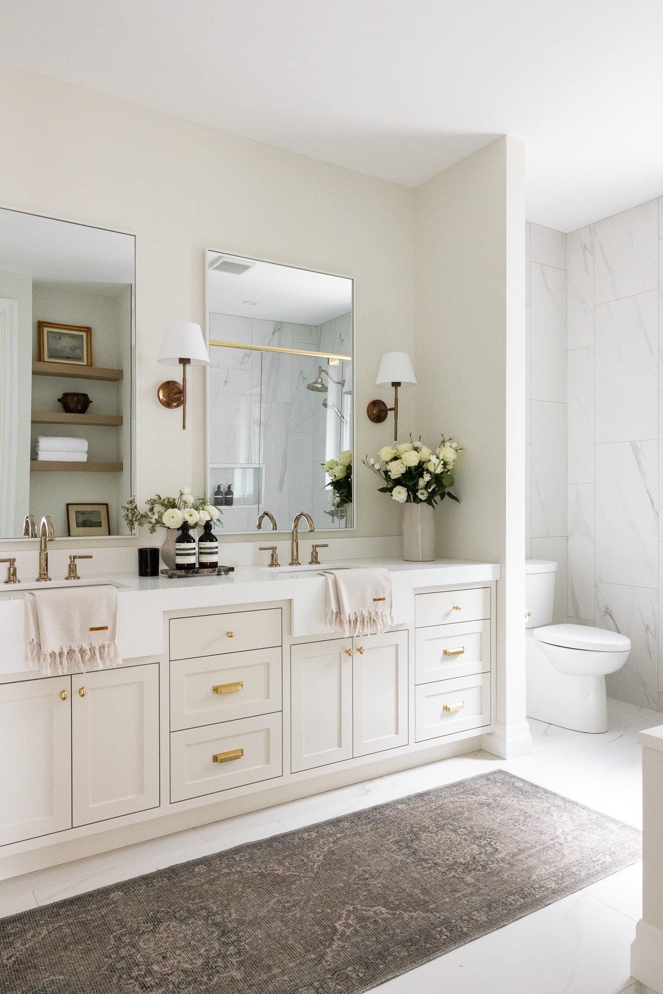 Woodhill Bungalow Interior Design Canada 32.jpg