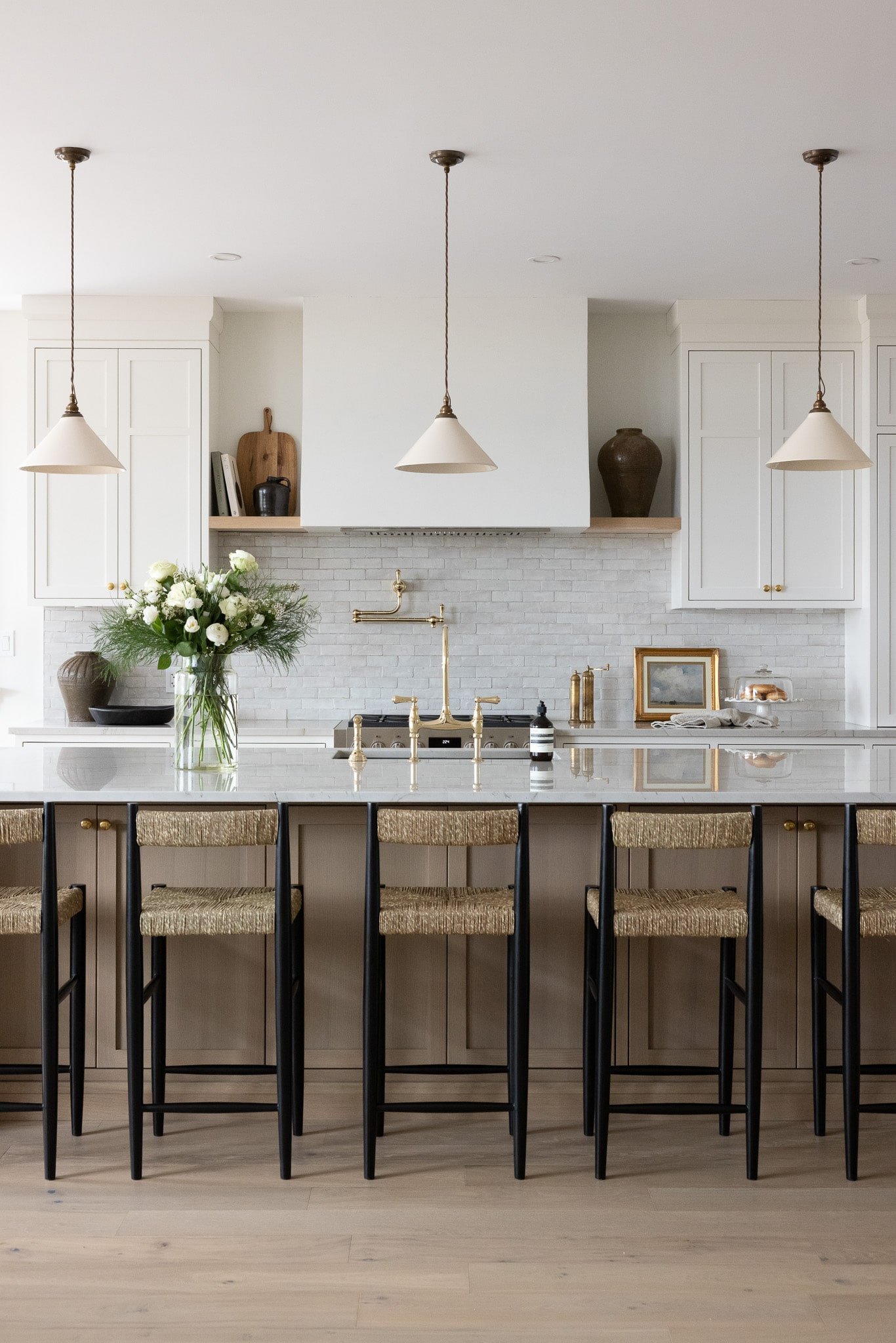 Woodhill Bungalow Interior Design Canada 14.jpg