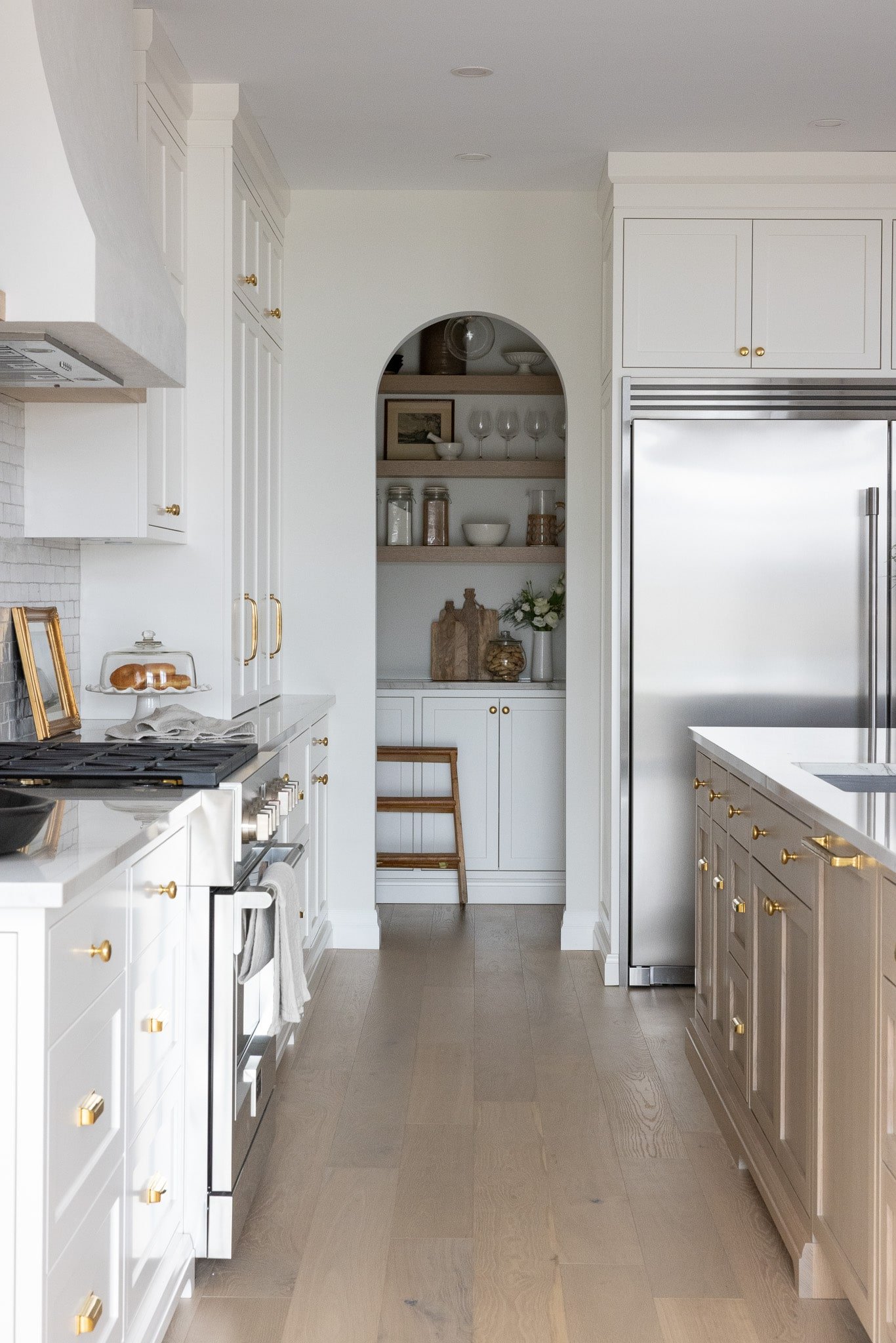 Woodhill Bungalow Interior Design Canada 4.jpg