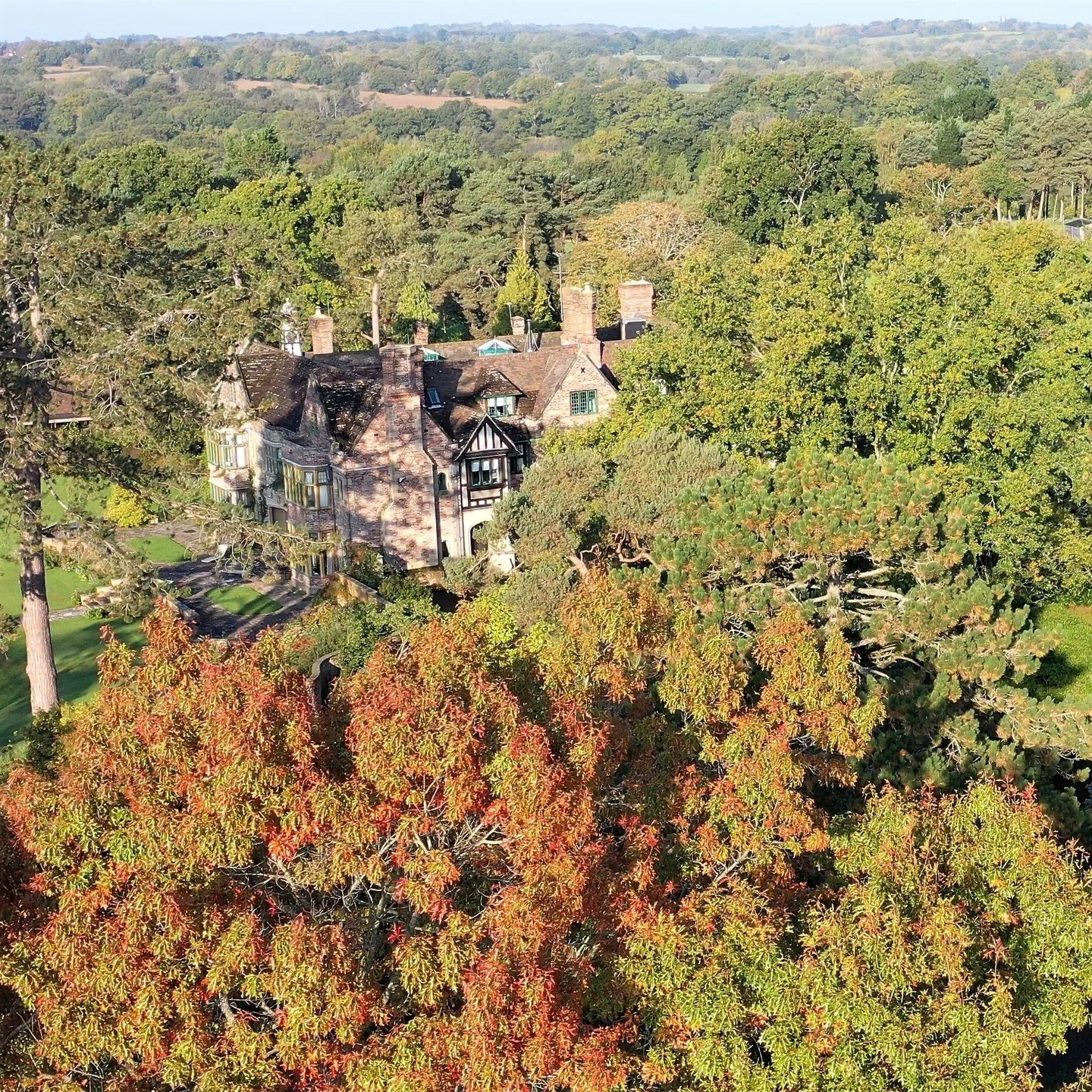 #heaselandsphotolocation
#heaselandsestate
#photolocation
#filmfriendly
#fashionlocation
#woodlandlocation
#luxurybrands
#englishcountryestate
#location
#locationlocationlocation
#locationphotography
#videolocation
#filmlocation
#onlocation
#location