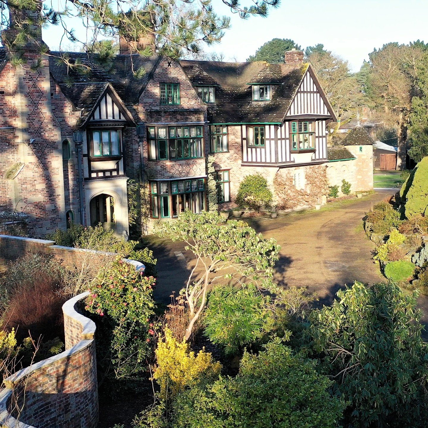 #heaselandsphotolocation
#heaselandsestate
#photolocation
#filmfriendly
#fashionlocation
#woodlandlocation
#luxurybrands
#englishcountryestate
#location
#locationlocationlocation
#locationphotography
#videolocation
#filmlocation
#onlocation
#location