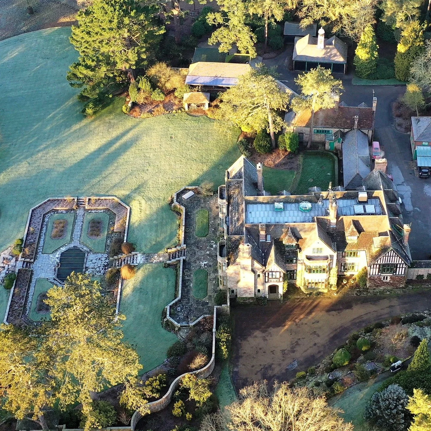 #heaselandsphotolocation
#heaselandsestate
#photolocation
#filmfriendly
#fashionlocation
#woodlandlocation
#luxurybrands
#englishcountryestate
#location
#locationlocationlocation
#locationphotography
#videolocation
#filmlocation
#onlocation
#location