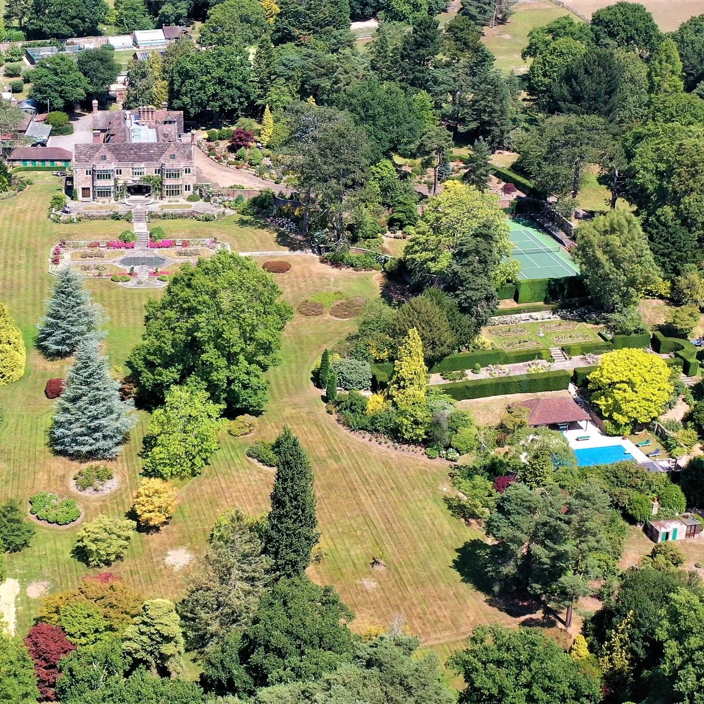 #heaselandsphotolocation
#heaselandsestate
#photolocation
#filmfriendly
#fashionlocation
#woodlandlocation
#luxurybrands
#englishcountryestate
#location
#locationlocationlocation
#locationphotography
#videolocation
#filmlocation
#onlocation
#location