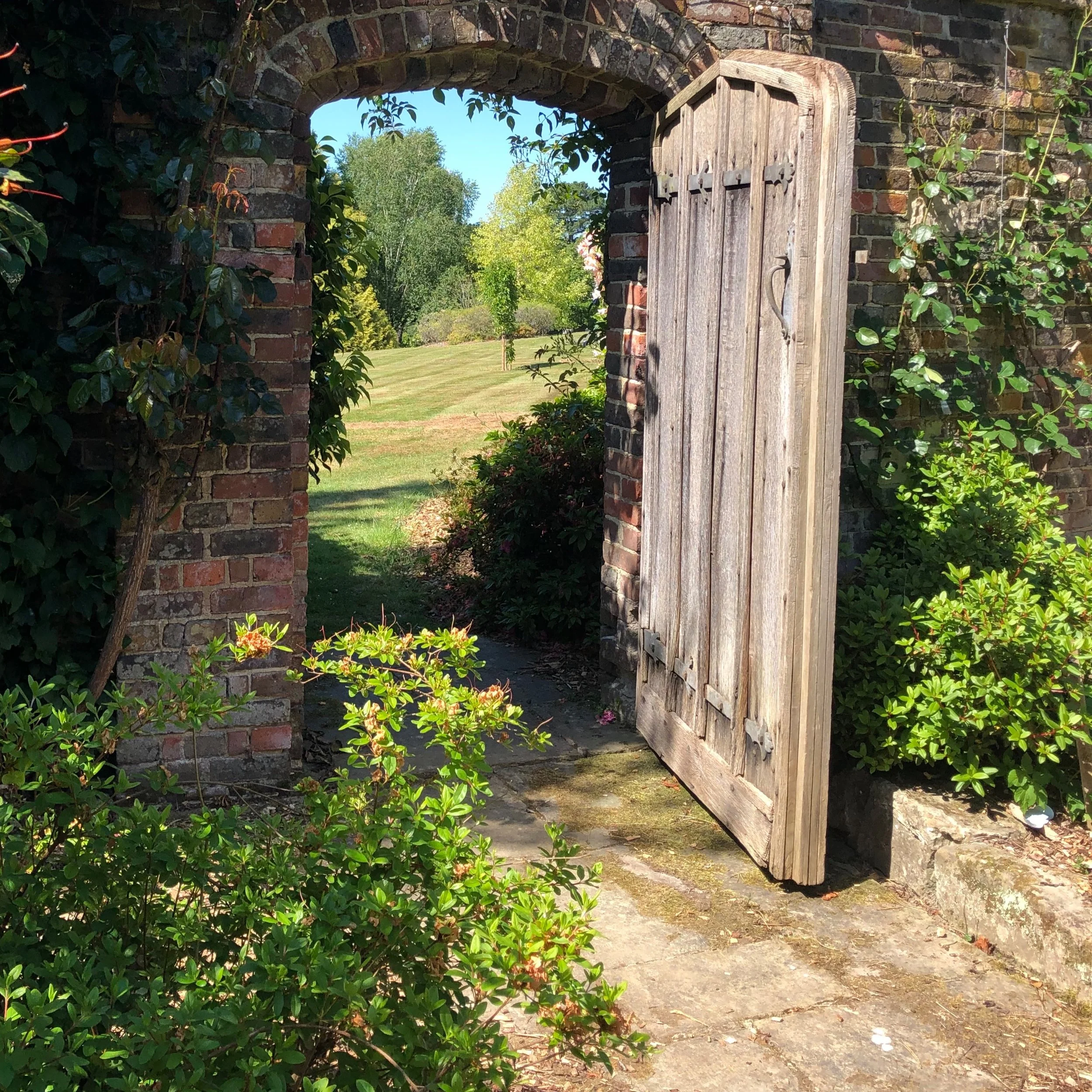 #heaselandsphotolocation
#heaselandsestate
#photolocation
#filmfriendly
#fashionlocation
#woodlandlocation
#luxurybrands
#englishcountryestate
#location
#locationlocationlocation
#locationphotography
#videolocation
#filmlocation
#onlocation
#location