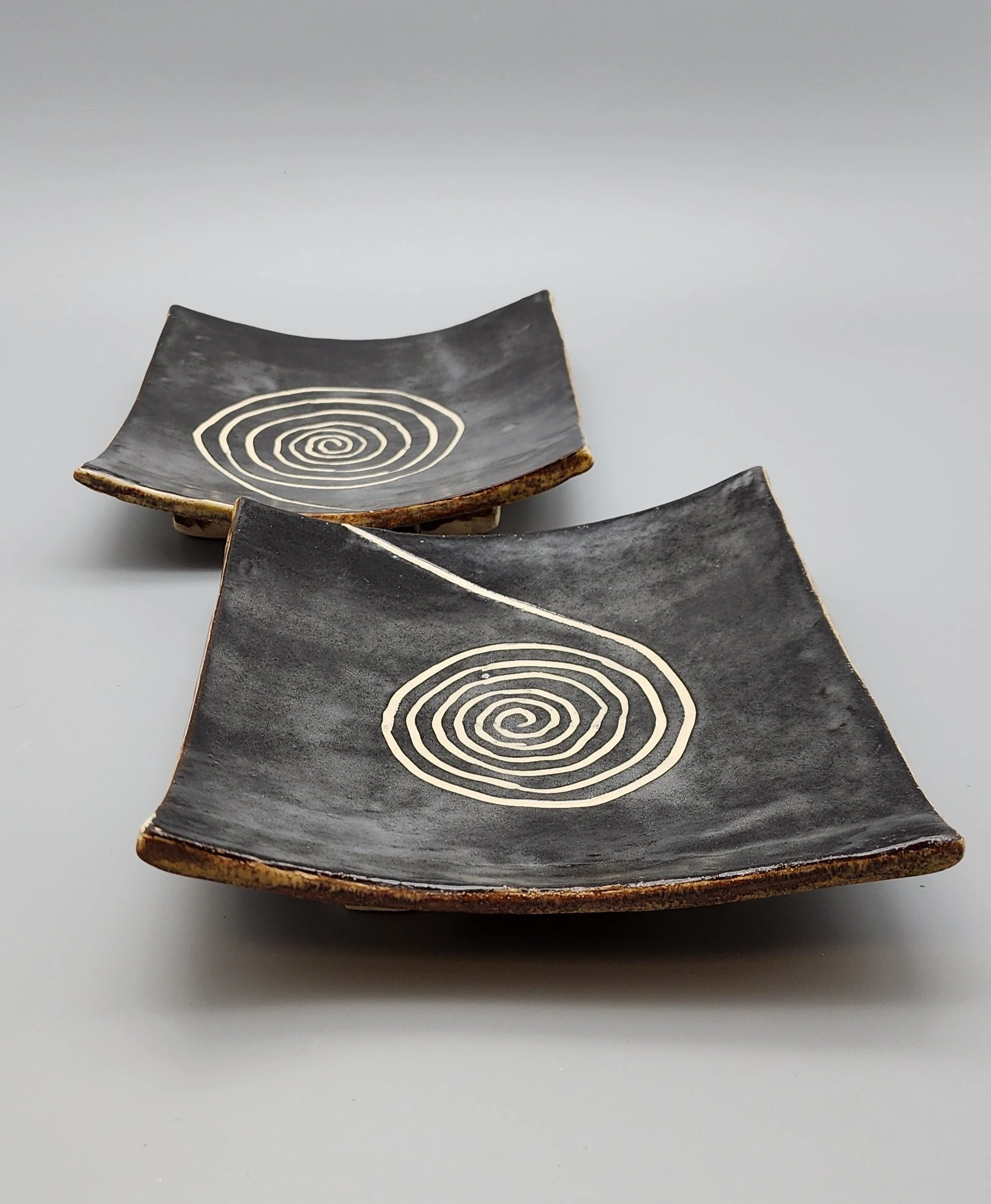 Artist: Dianne,
Workshop: Serving Vessels