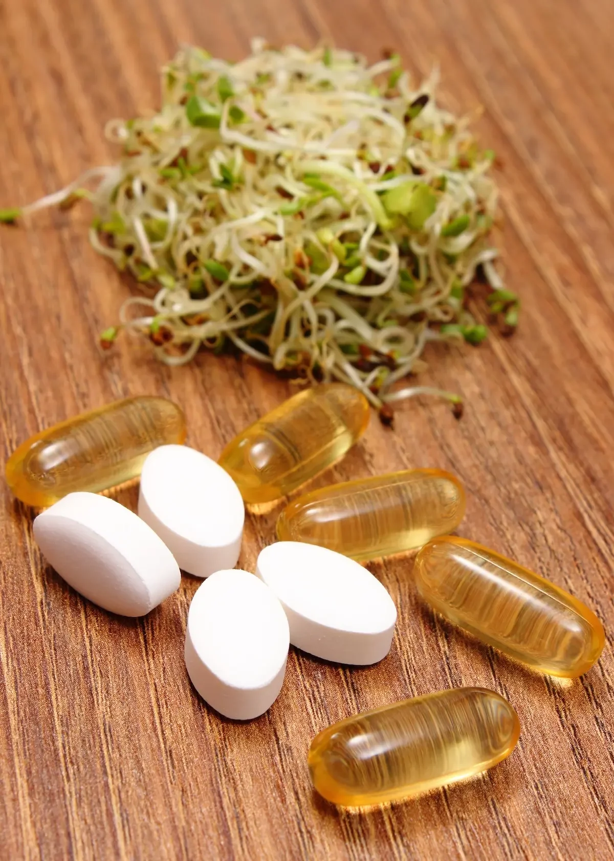 Supplement tablets and capsules with alfalfa sprouts.
