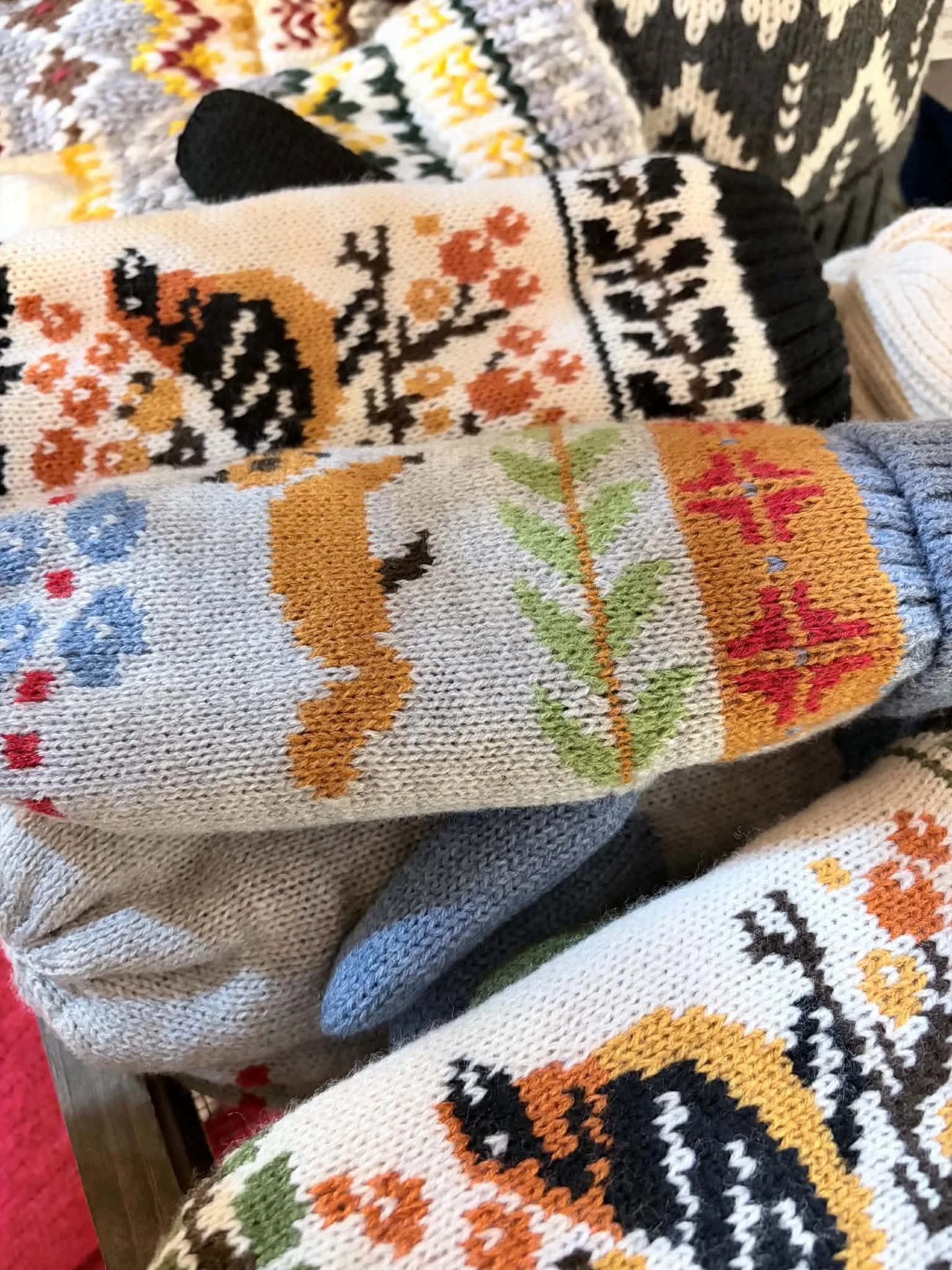 website- mittens.jfif
