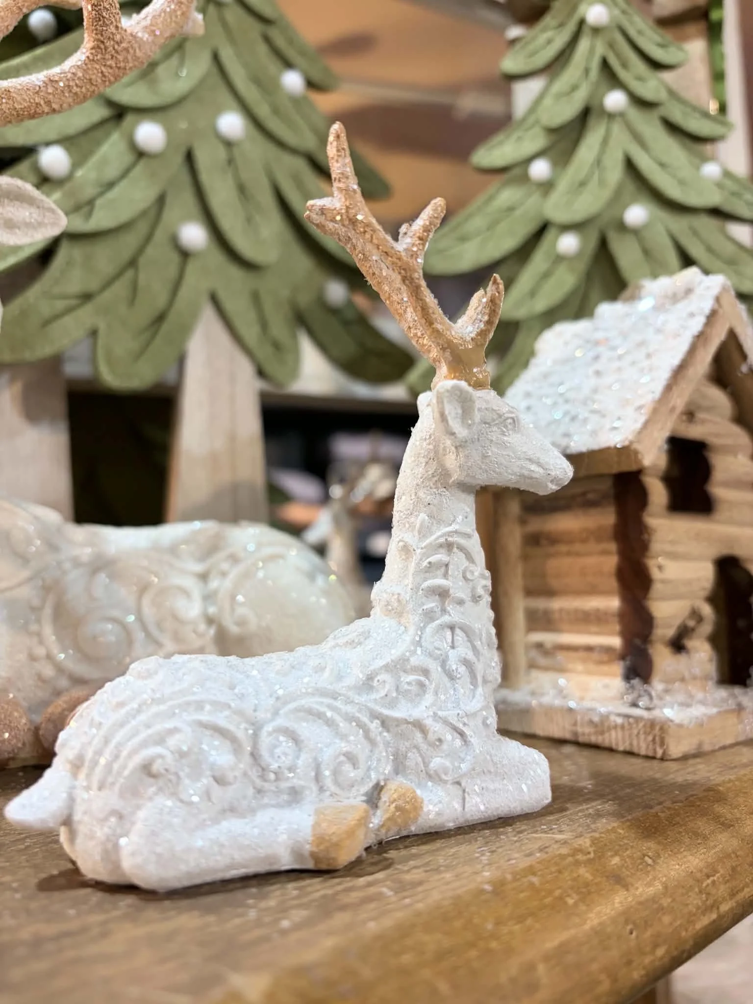 website- white deer.jfif