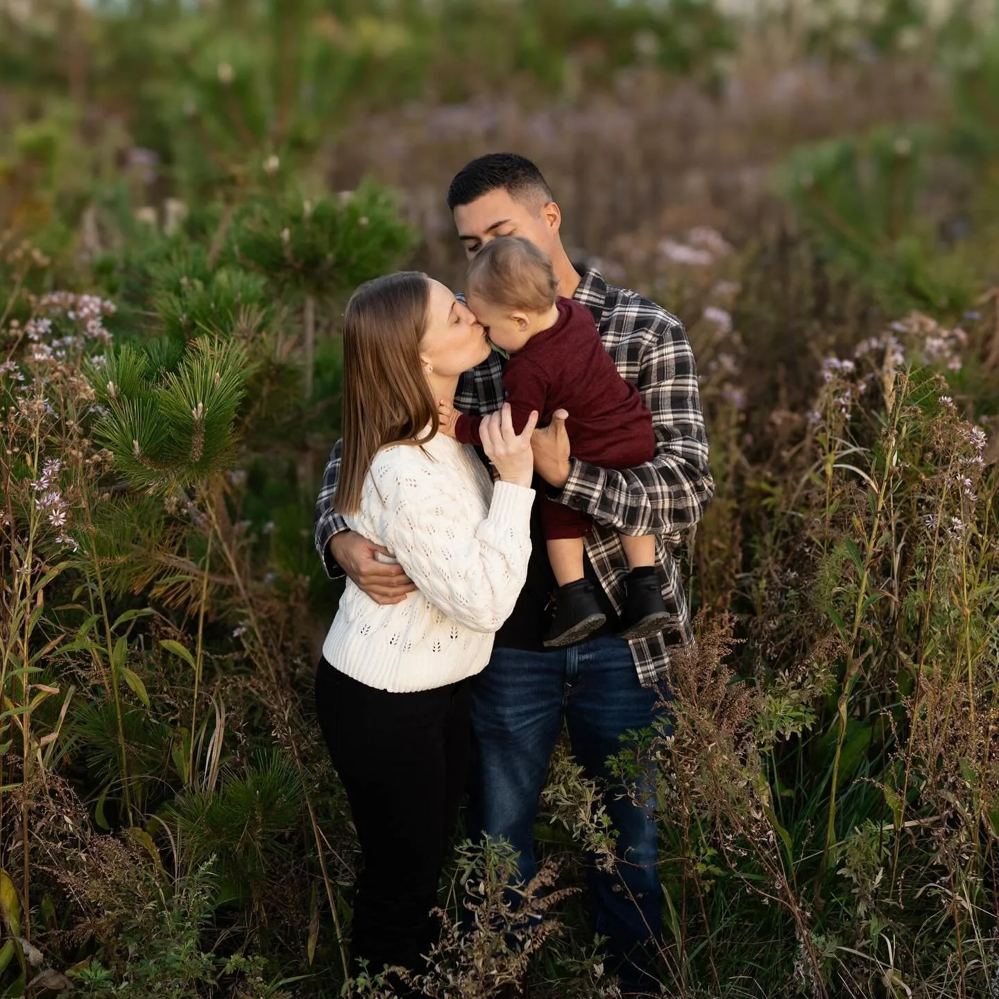 The sweet Carey Family!🎄🎄 Thank you for always making me smile!