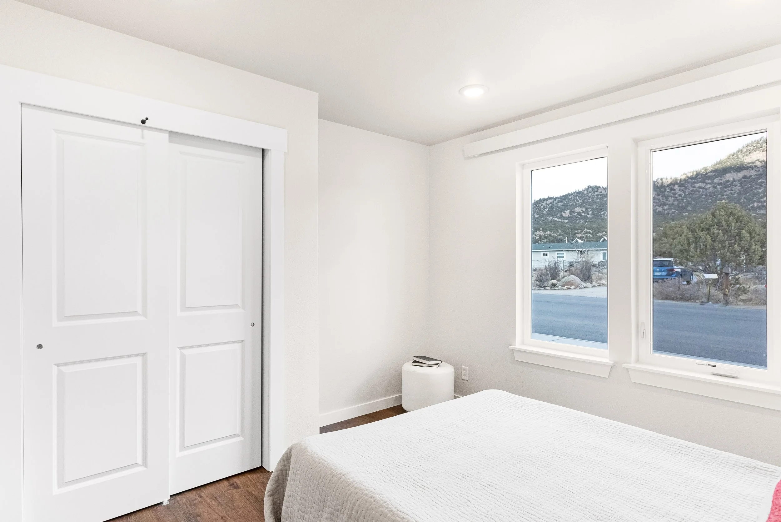 385 Walsh St - Interior - LARGE - 11.jpg