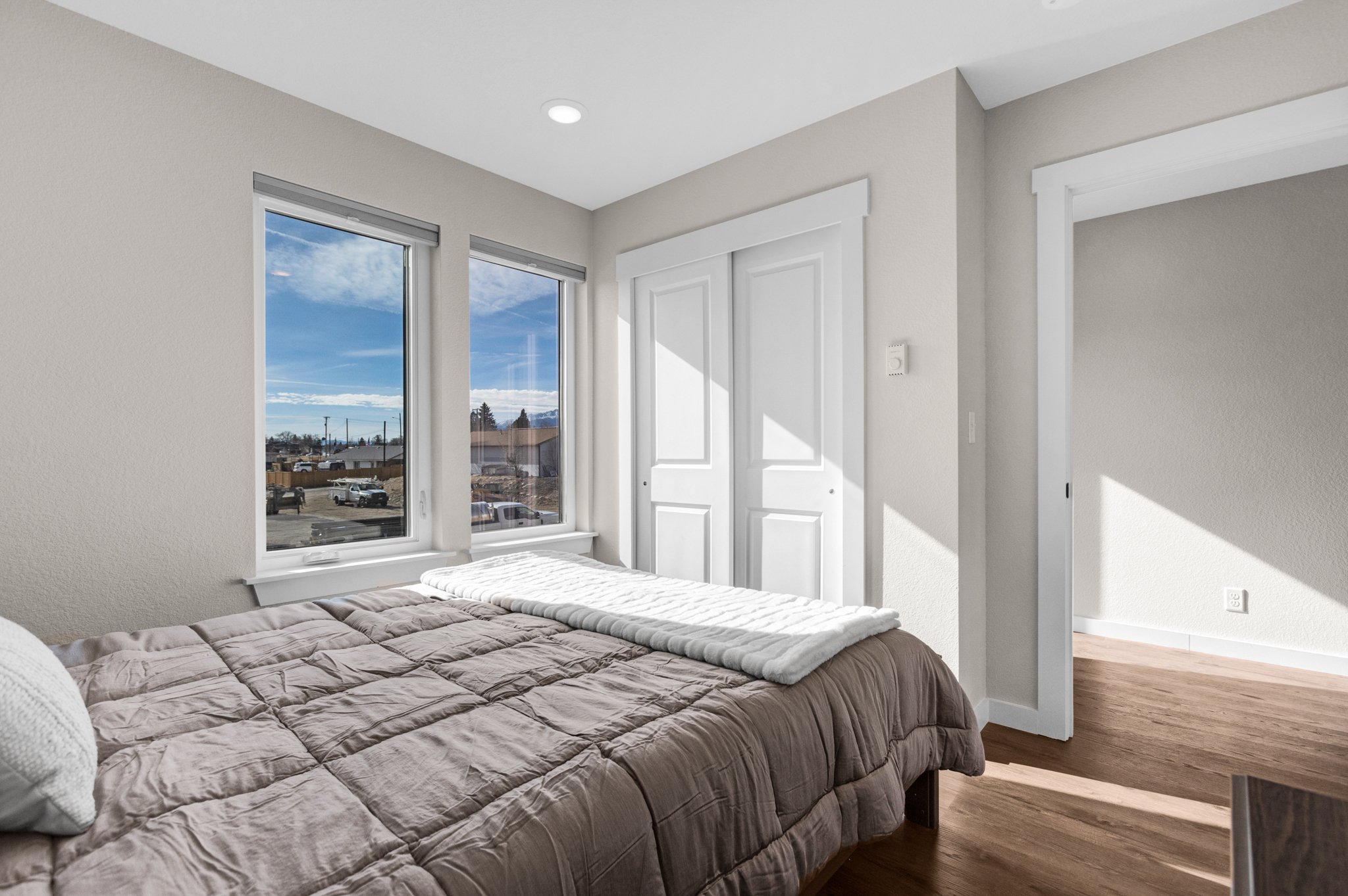 325 Williams INTERIOR - 03.jpg