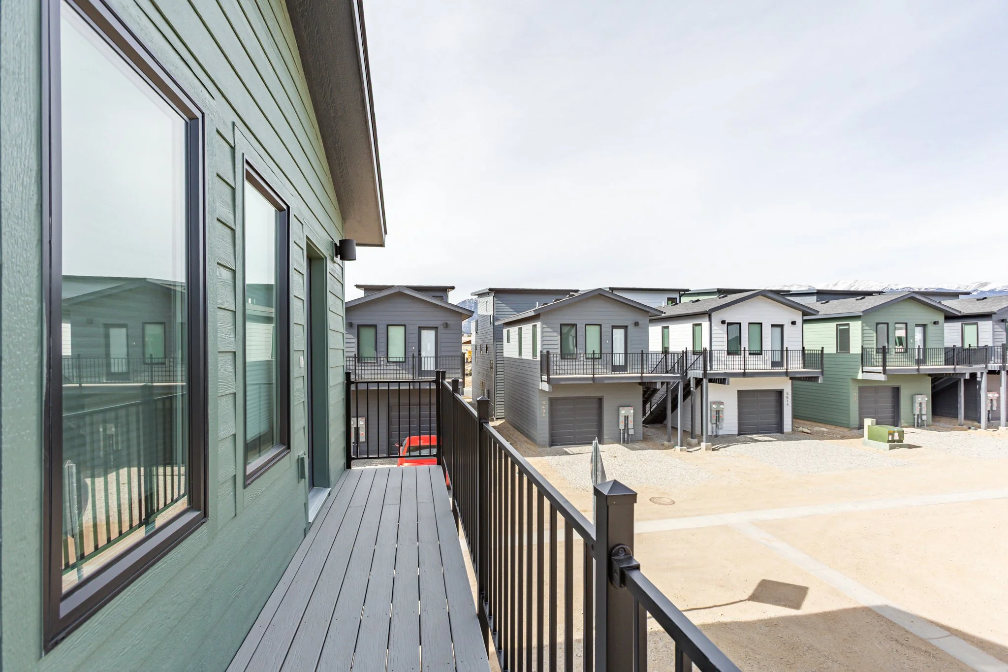 325 Williams EXTERIOR - 11.jpg