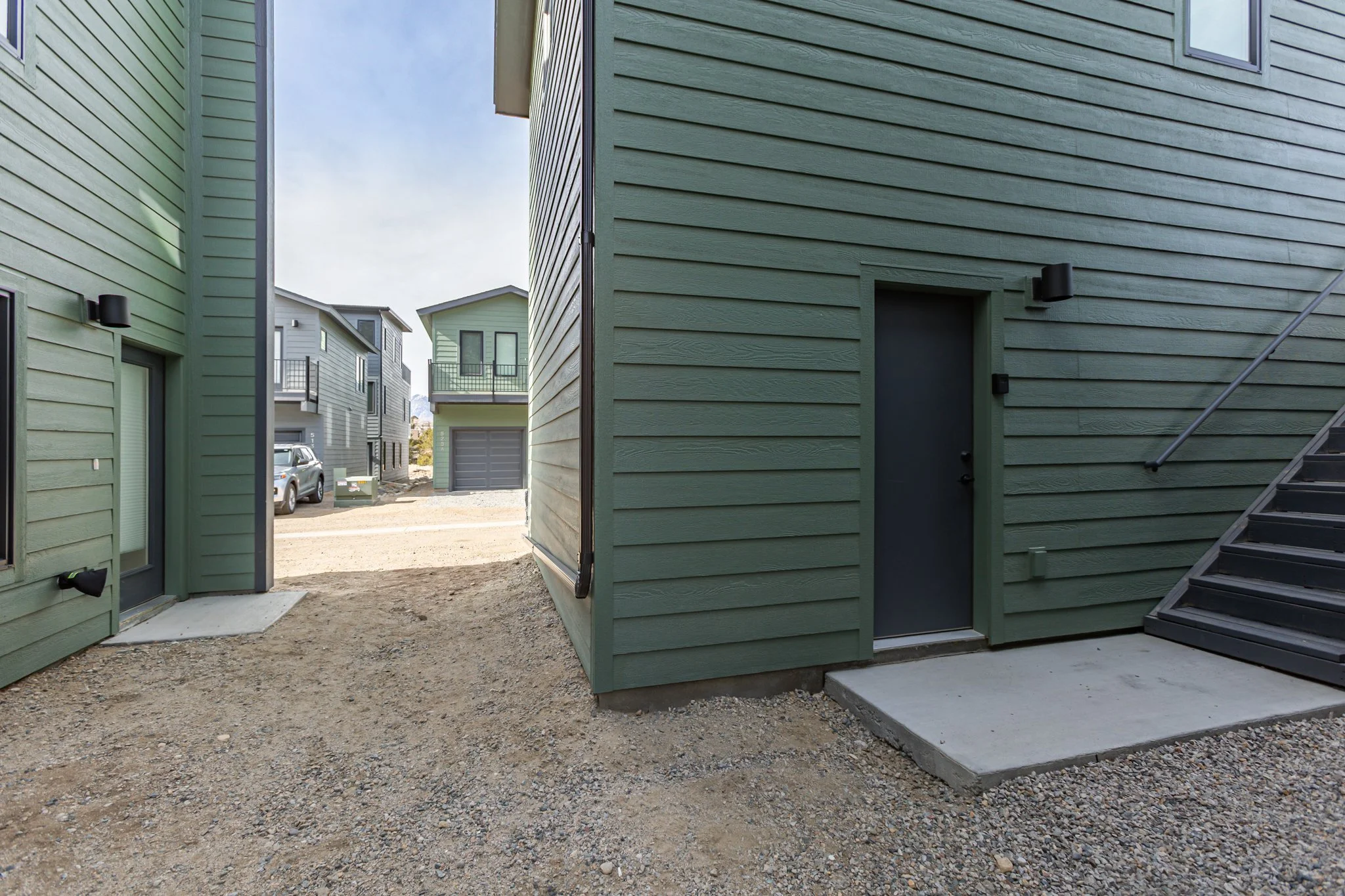 325 Williams EXTERIOR - 12.jpg