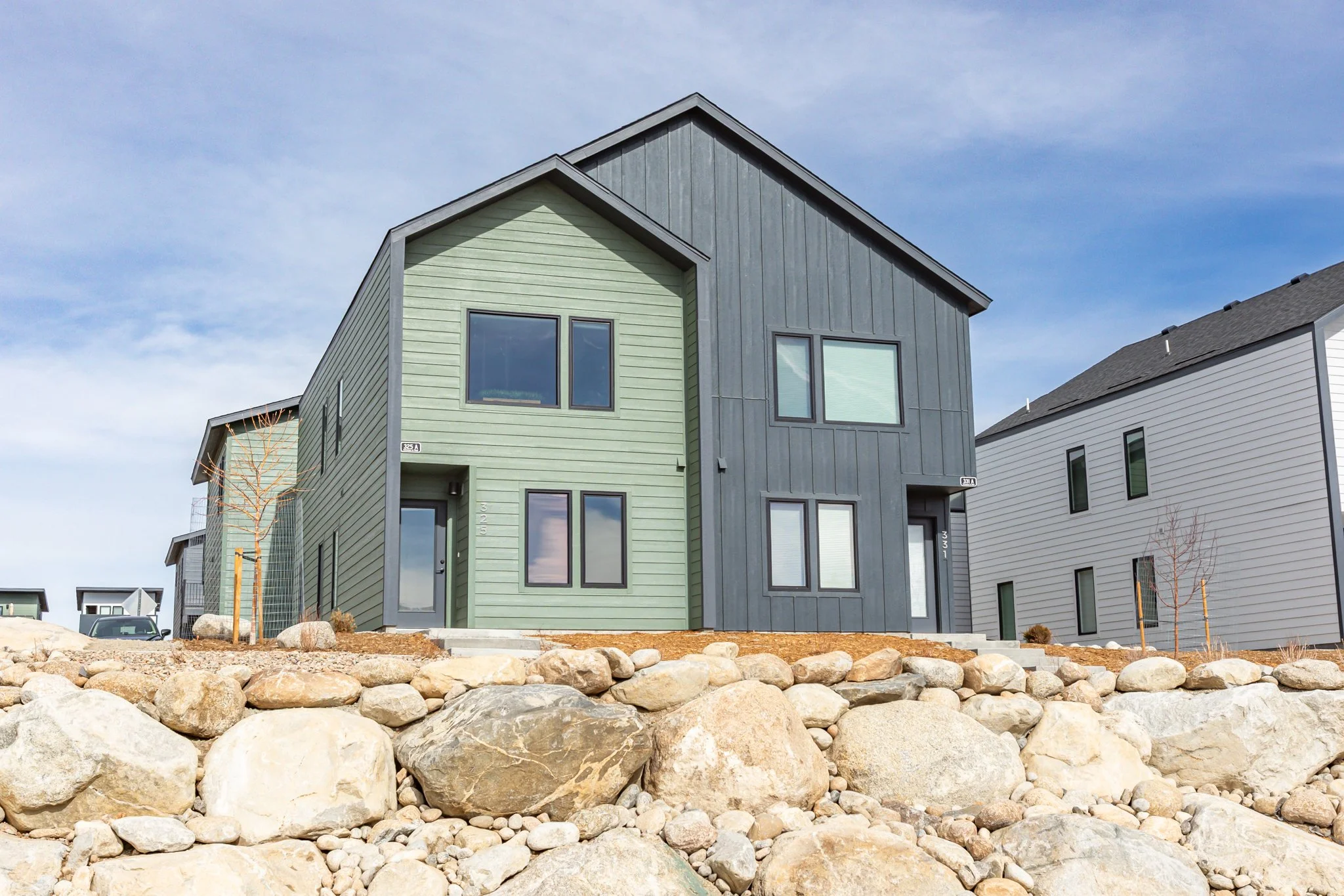 325 Williams EXTERIOR - 01.jpg