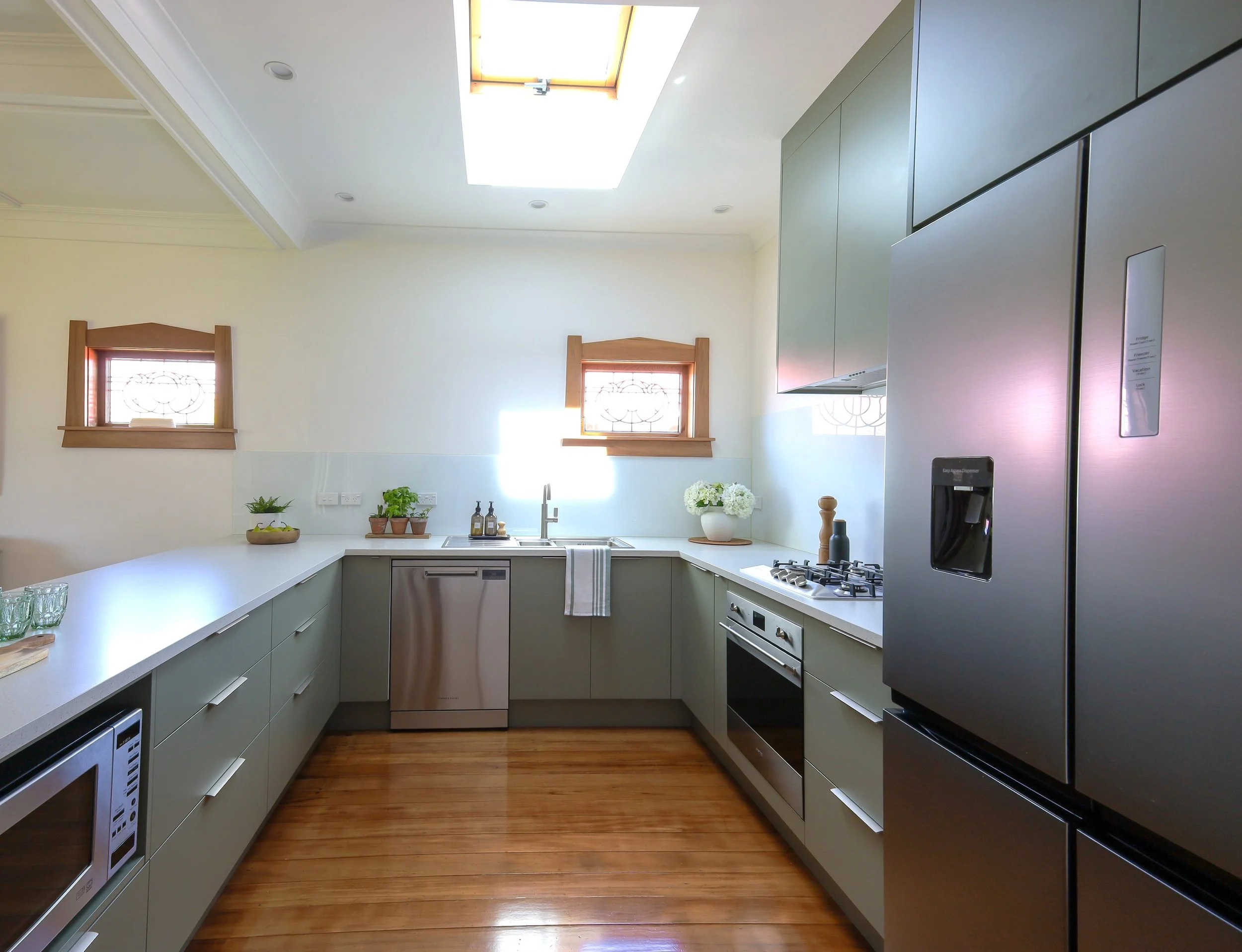 A gorgeous kitchen 6.jpg