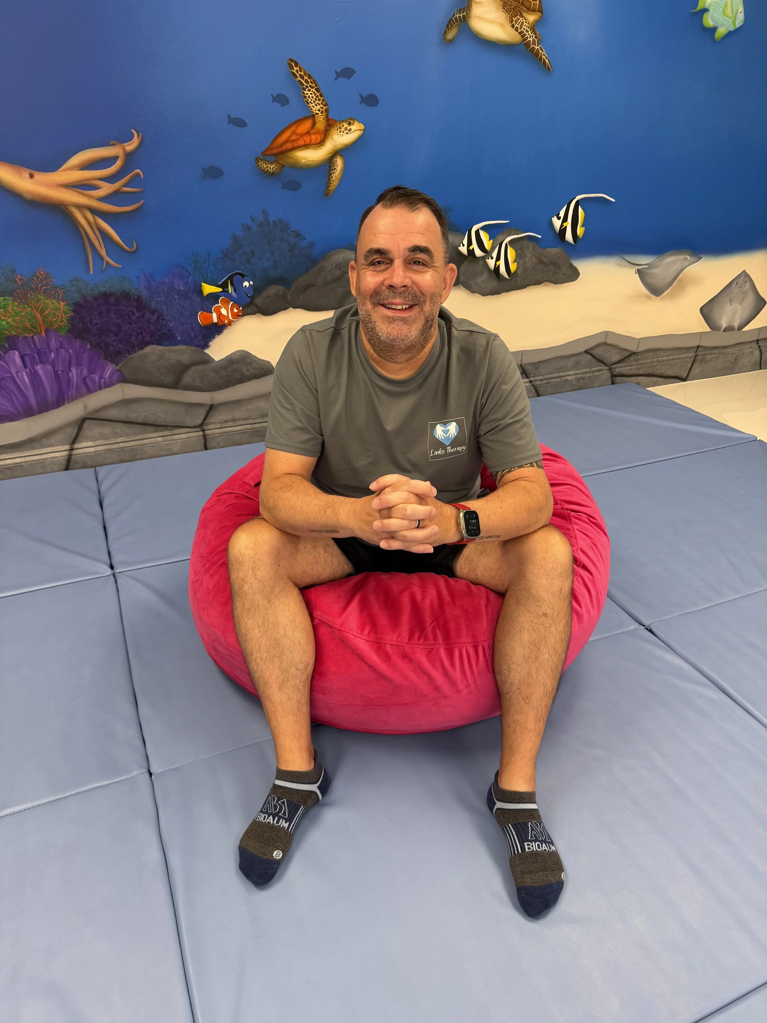 Michael, your office manager at Linke Therapy in Wellington, Royal Palm Beach and surrounding areas