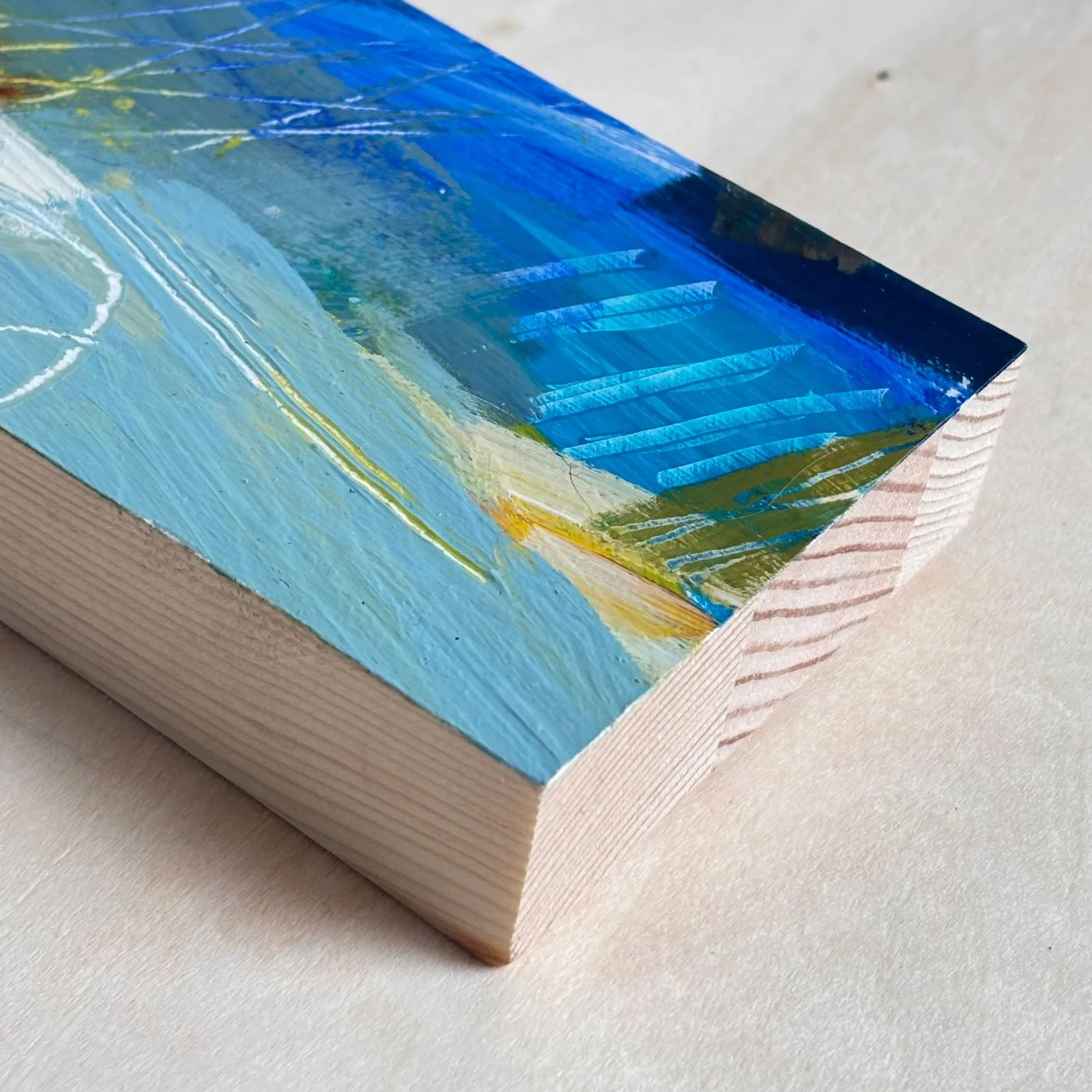 mini_landscape_longblues1_side.jpg