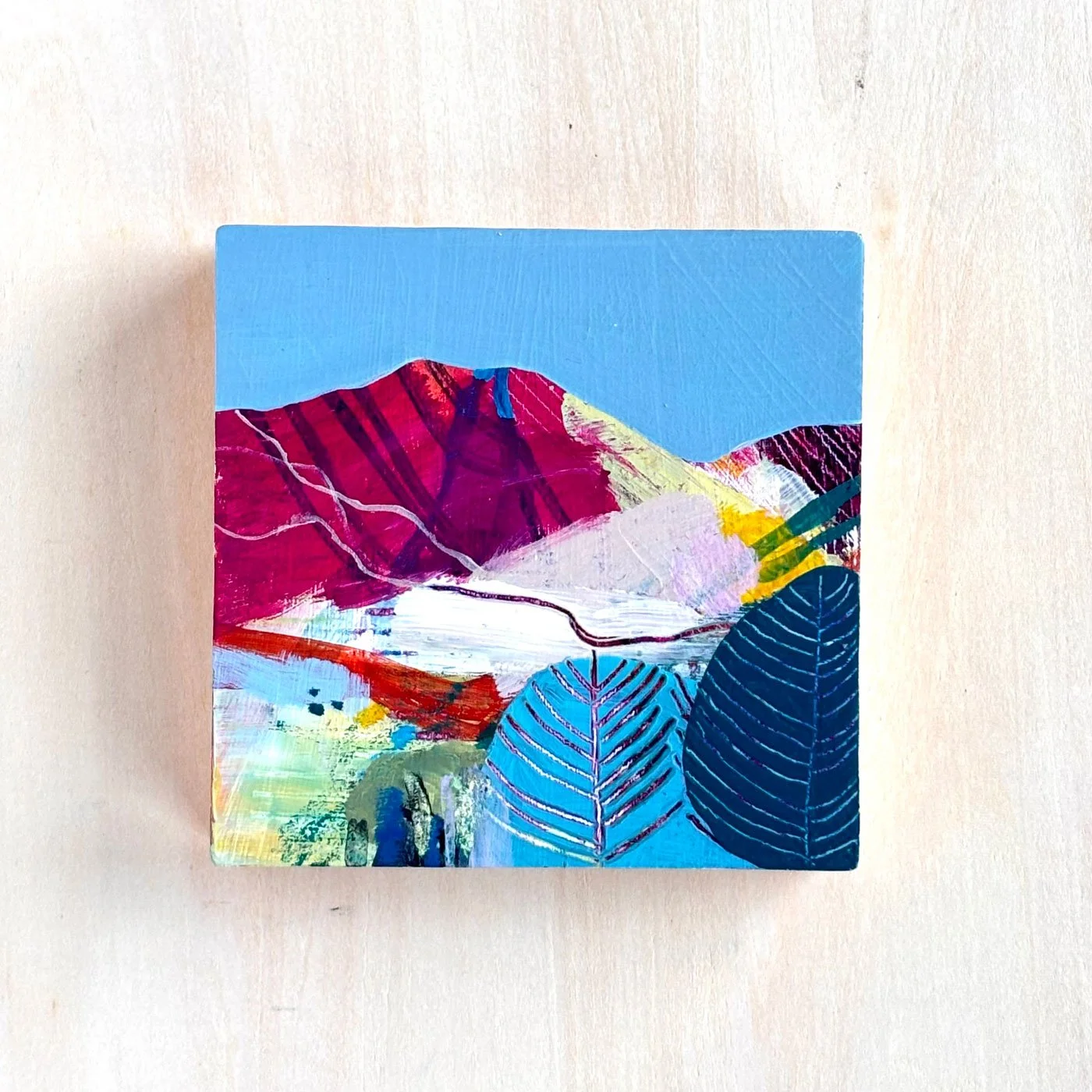 mini_landscape_blue_pink.jpg