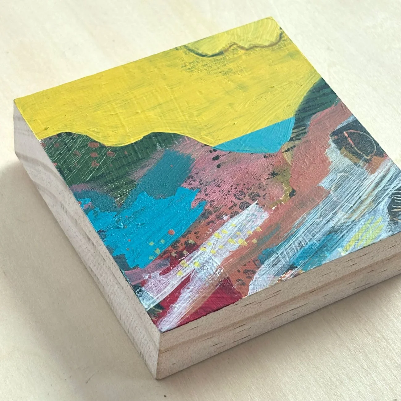 Abstract-mini-8b.jpg