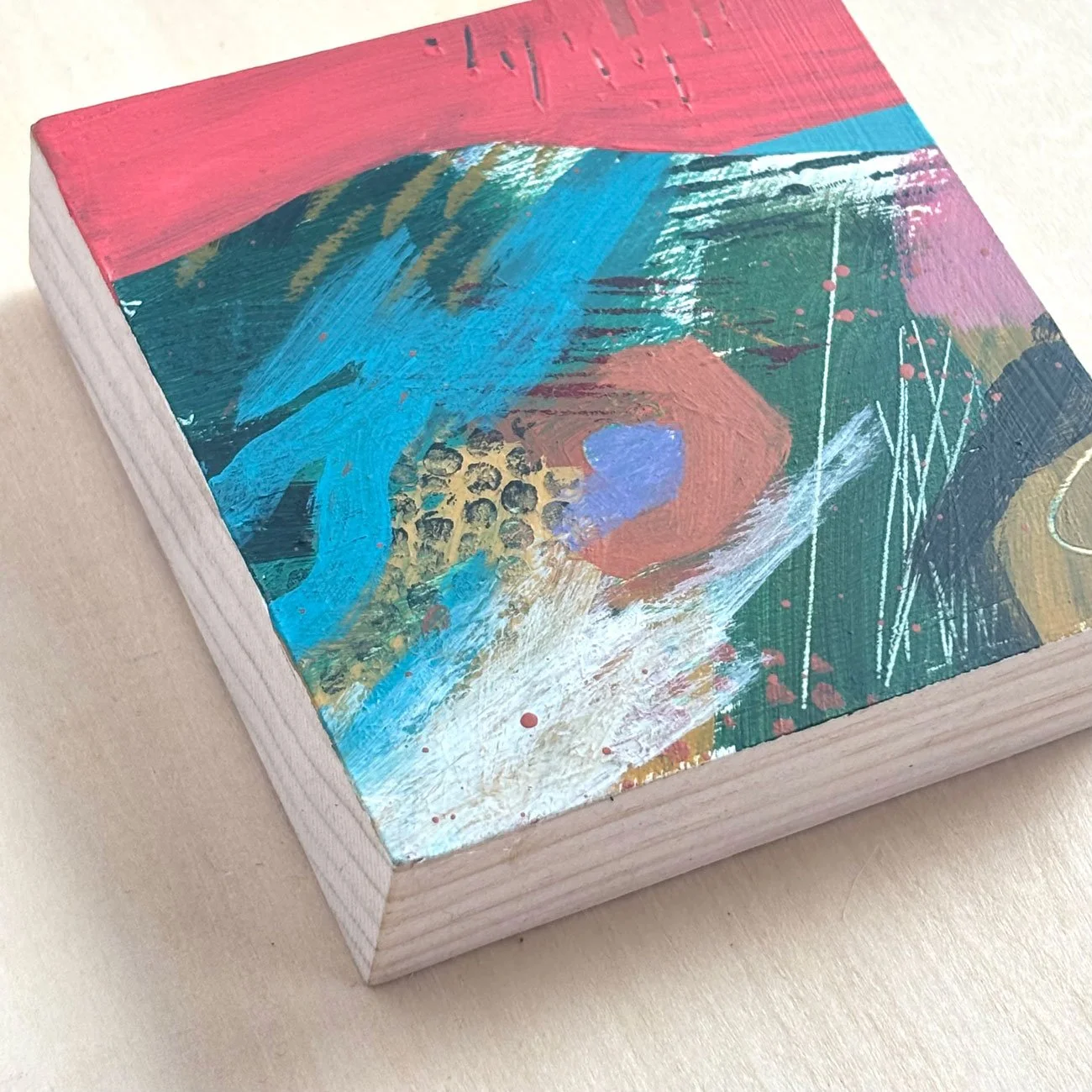 Abstract-mini-7b.jpg
