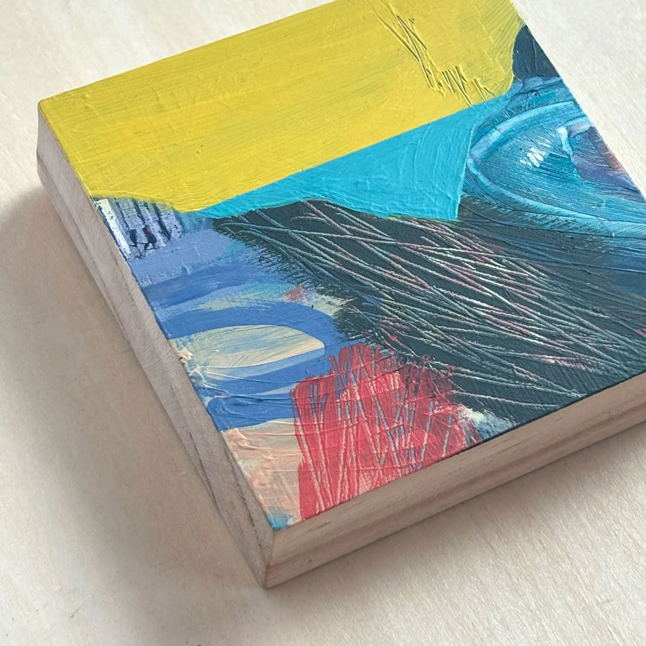 Abstract-mini-9b.jpg