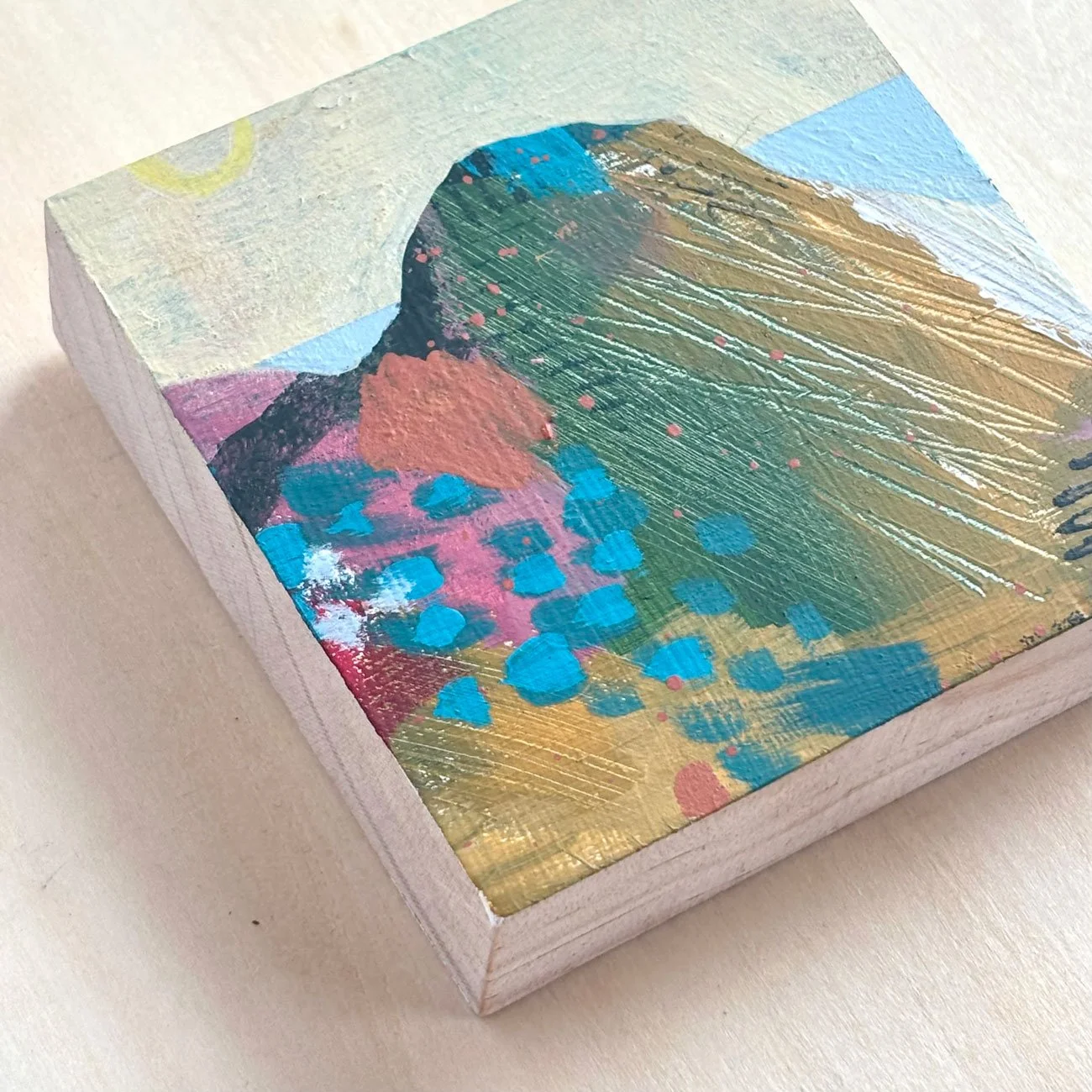 Abstract-mini-4b.jpg