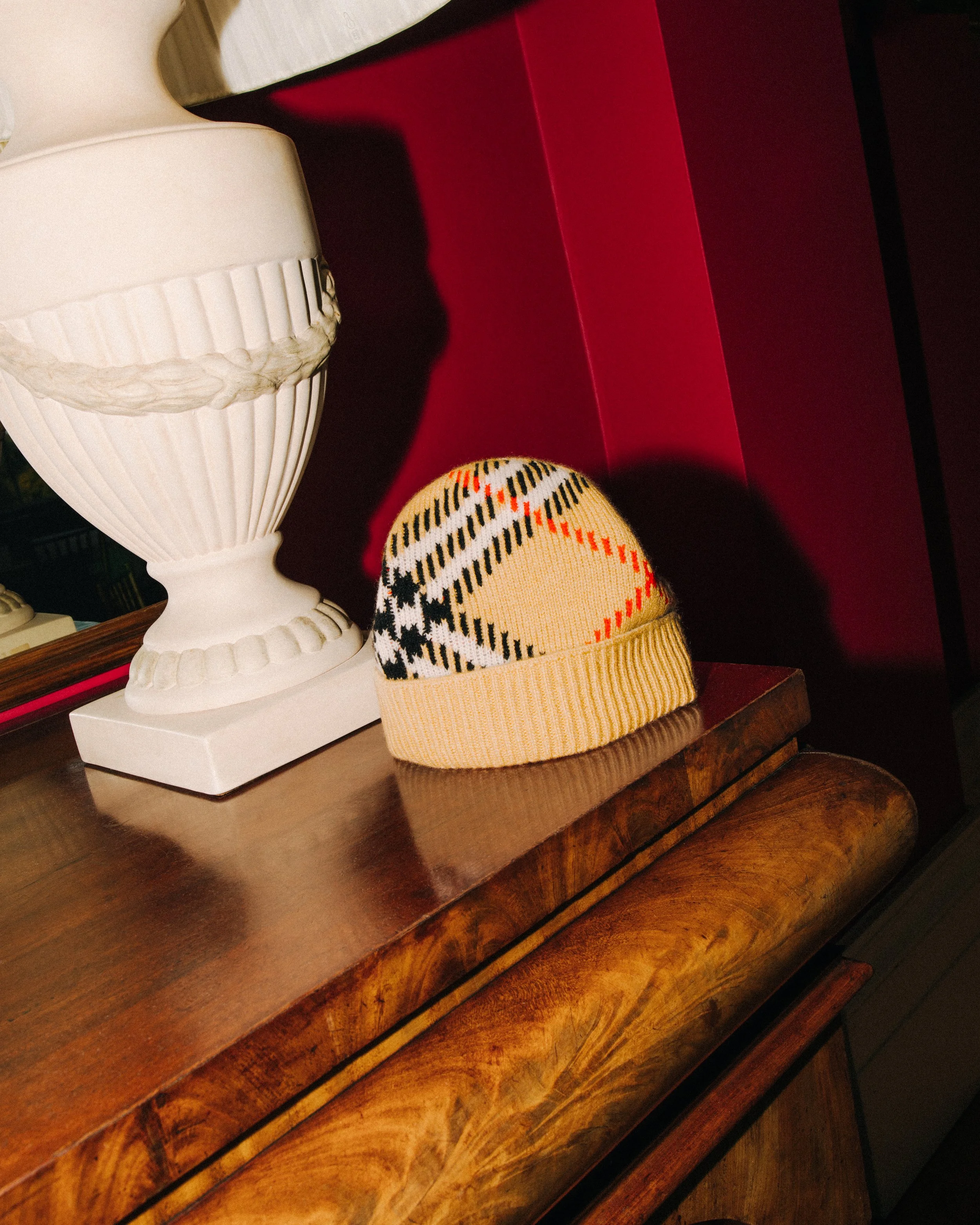 flannels- christmas25-still-life-beanie-burbery.jpg