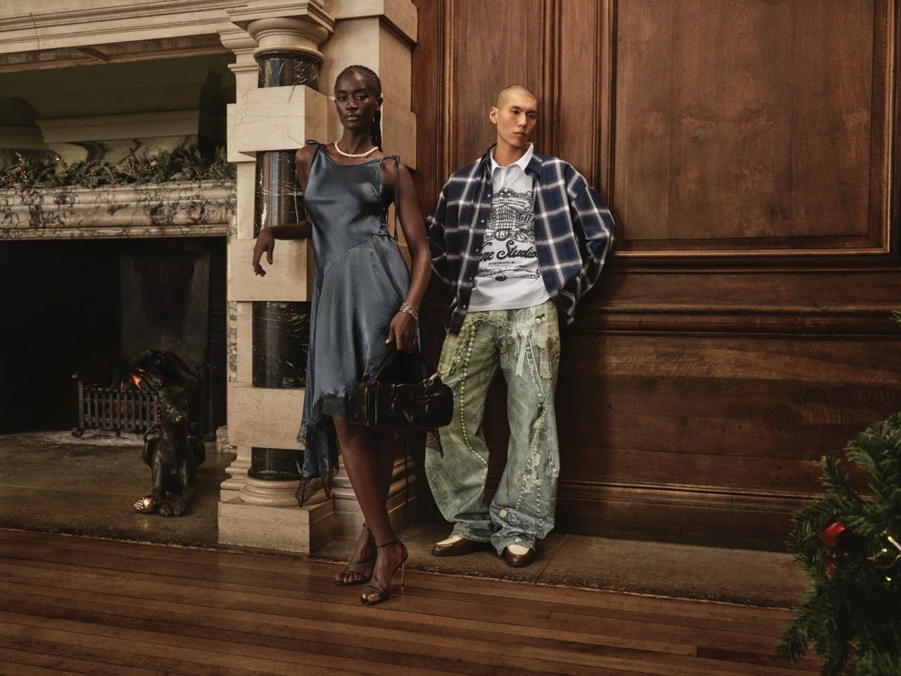 flannels-westwood-acne-dual-christmas25 Large.jpeg