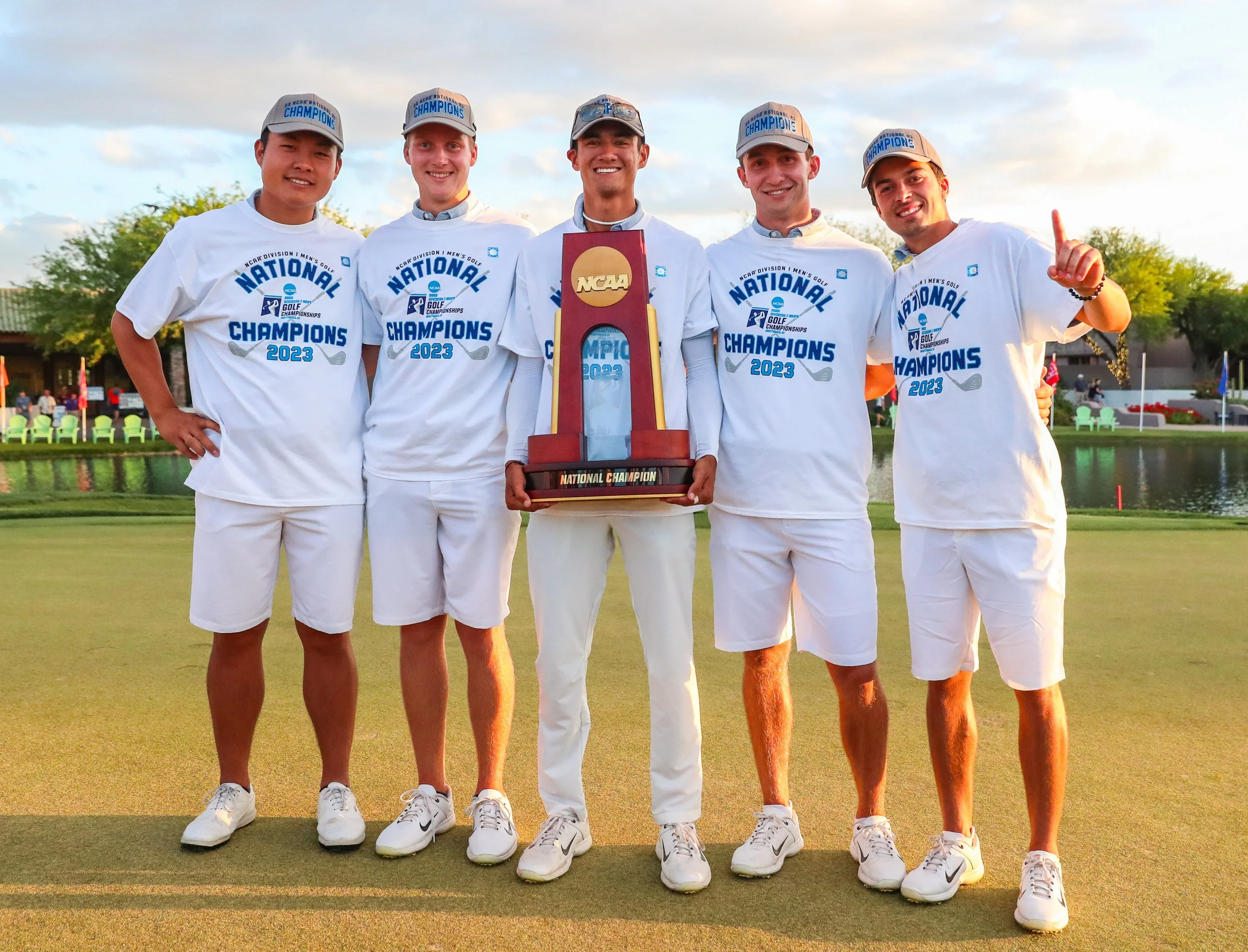 Team_NCAA_Champions_2023_230531_3804_AshleyRay.jpg