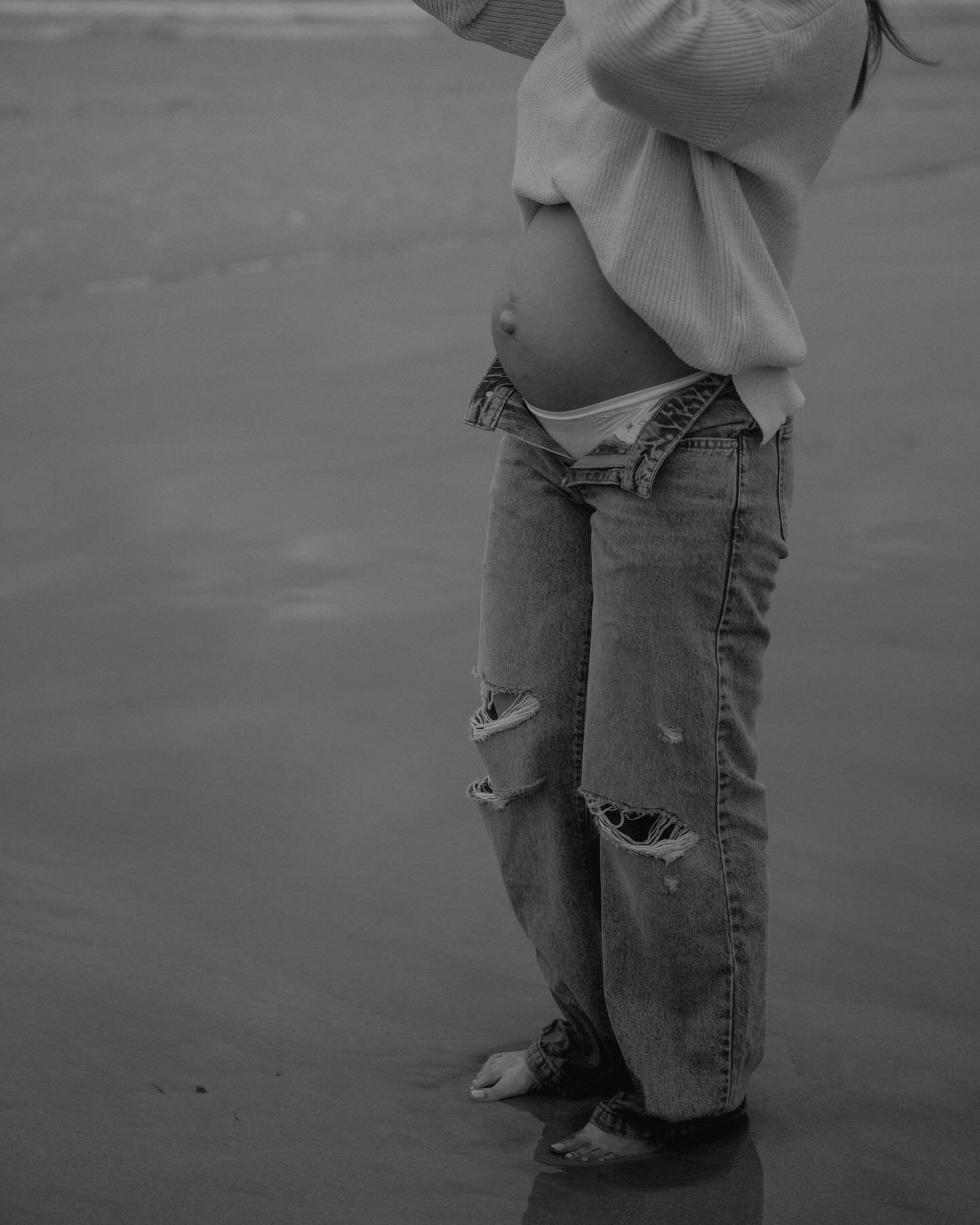 It feels so special to capture these moments of mother and child before they meet in the world ✨