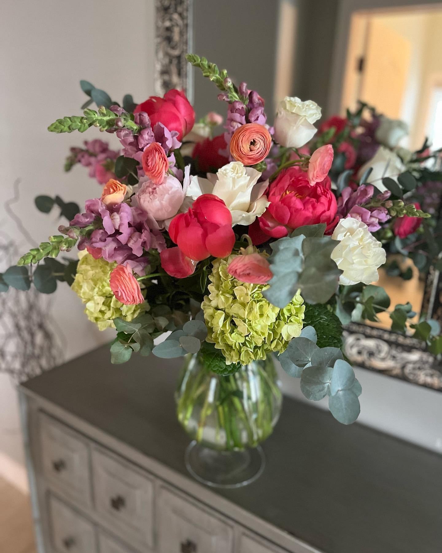 coral vase arrg.jpg