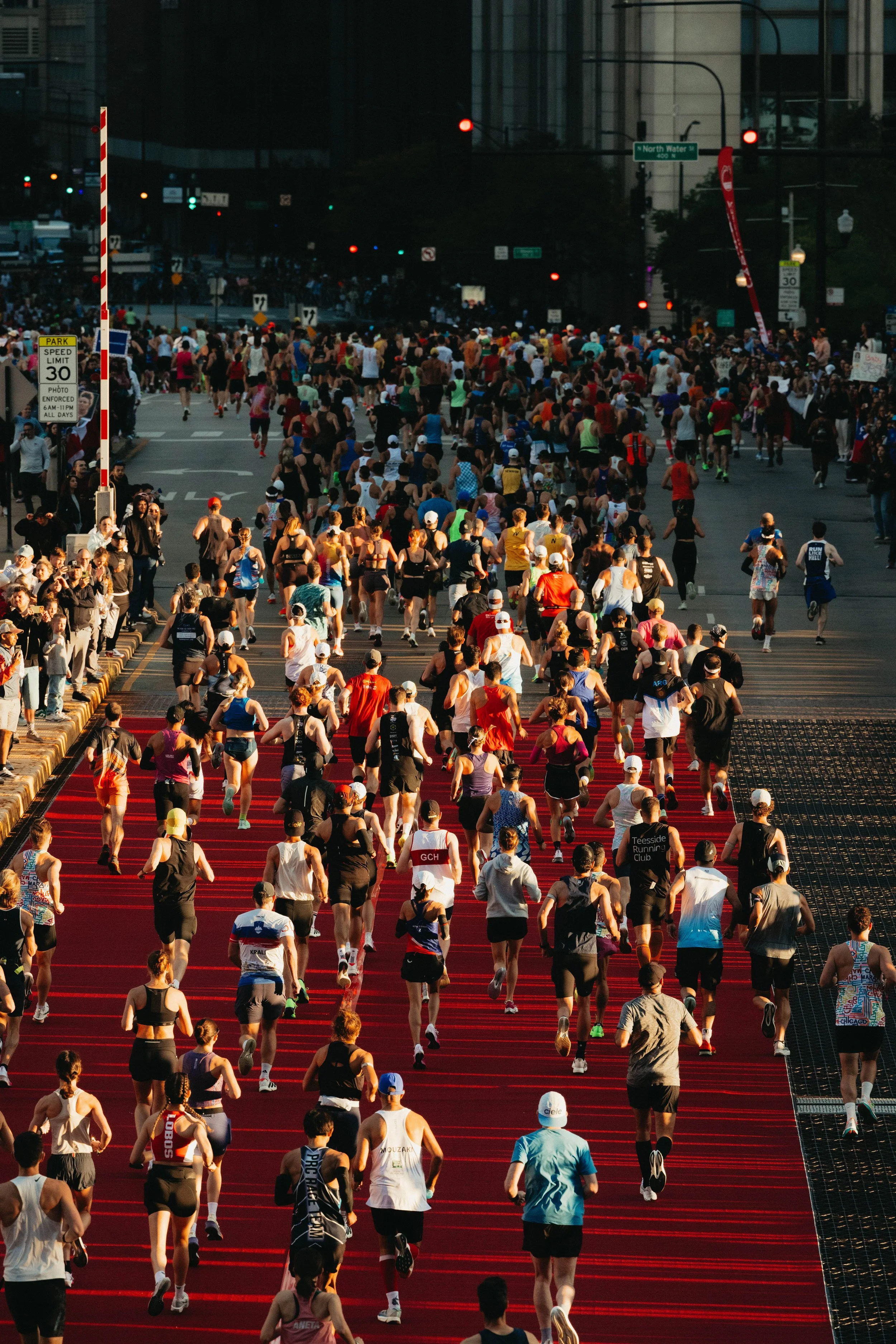 chicago_marathon-12_oct-2025-athlete_stills-10.jpg